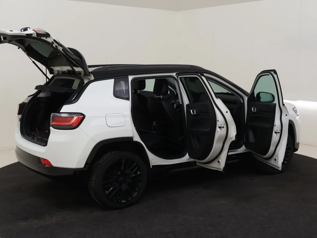 Hoofdafbeelding Jeep Compass