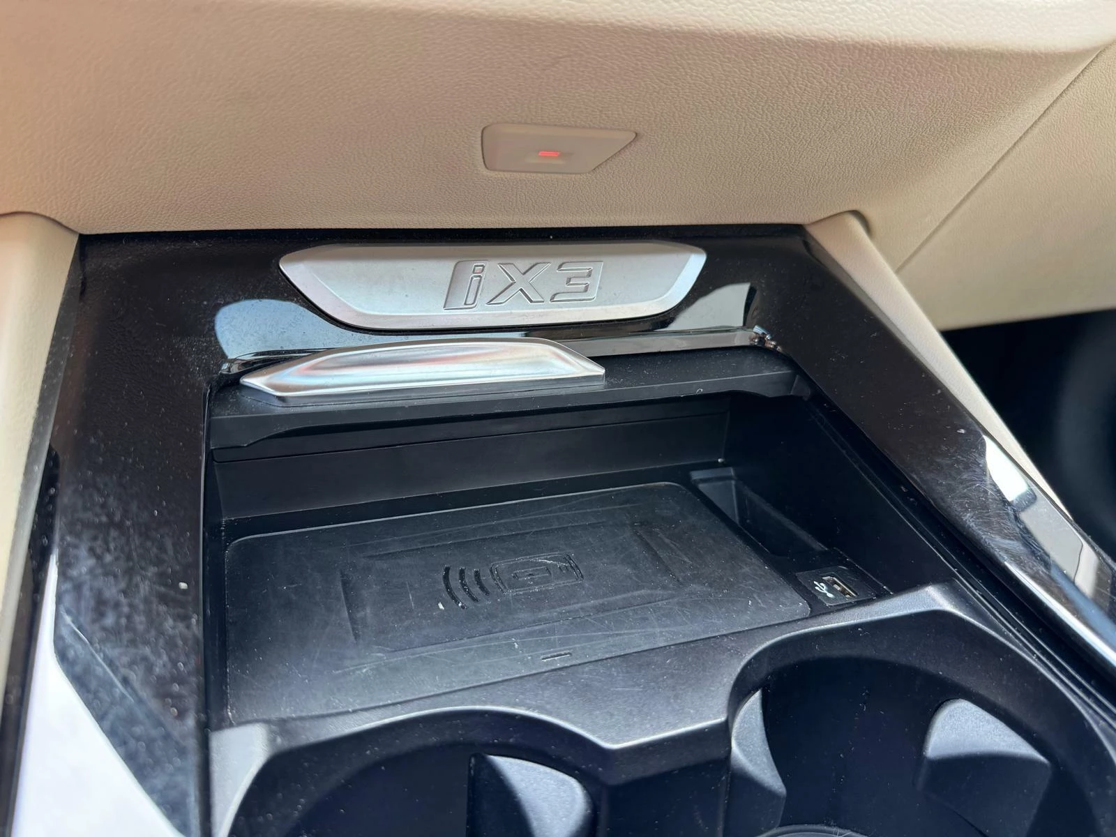 Hoofdafbeelding BMW iX3