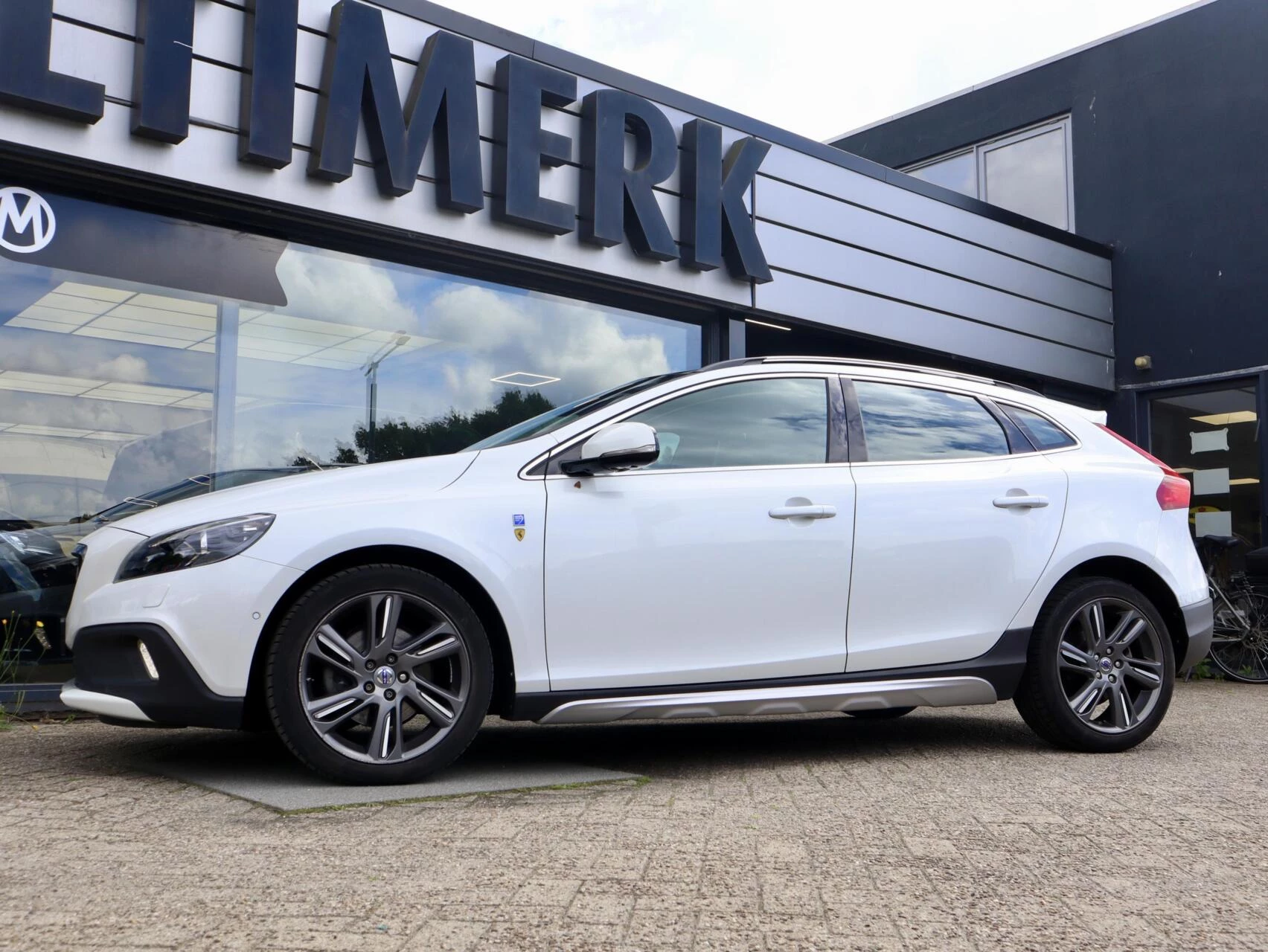Hoofdafbeelding Volvo V40