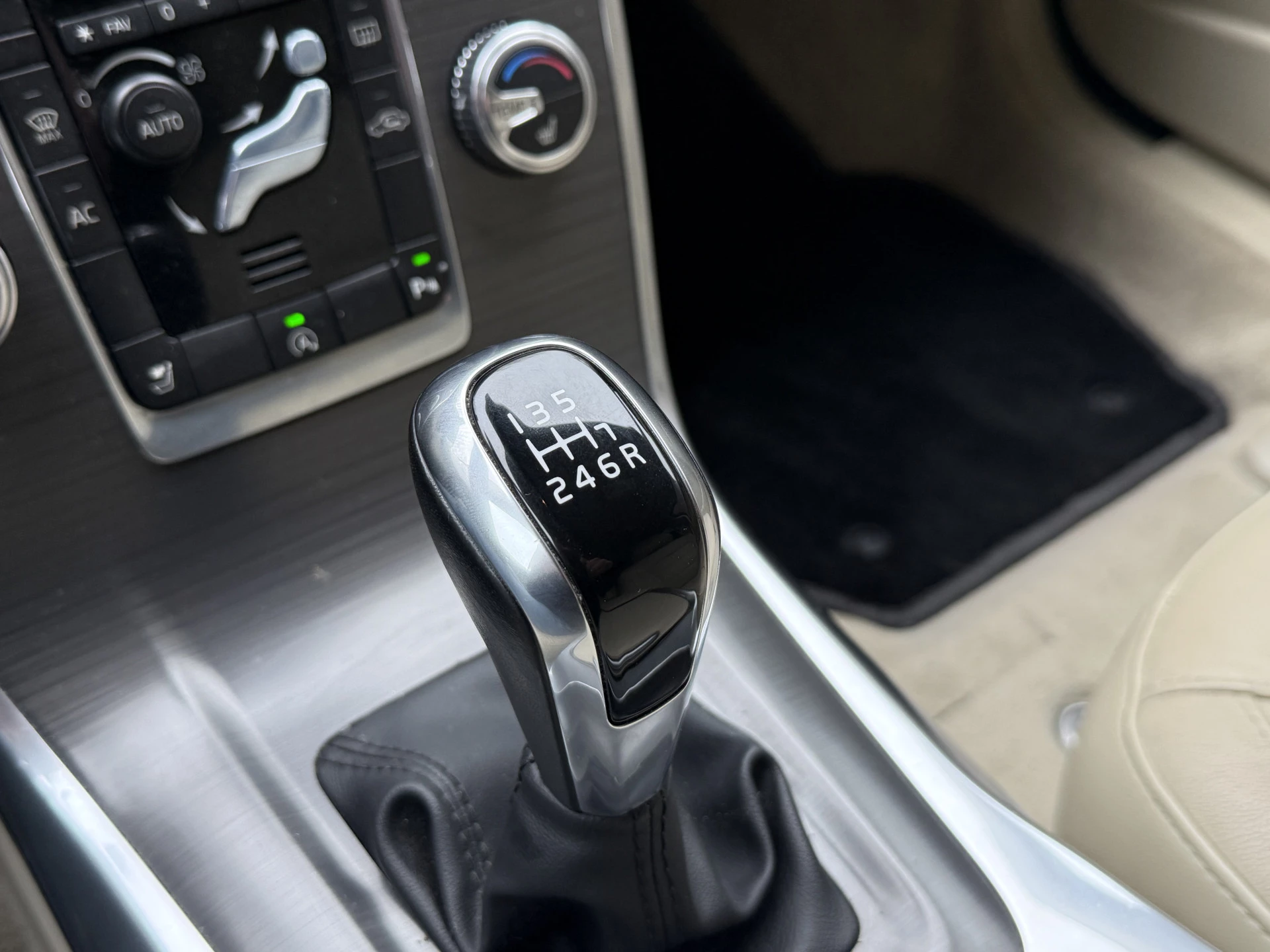 Hoofdafbeelding Volvo V70