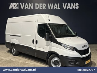 Hoofdafbeelding Iveco Daily Iveco Daily 35S16V 157pk L2H2 Euro6 Airco | 3500kg trekvermogen | Parkeersensoren bijrijdersbank