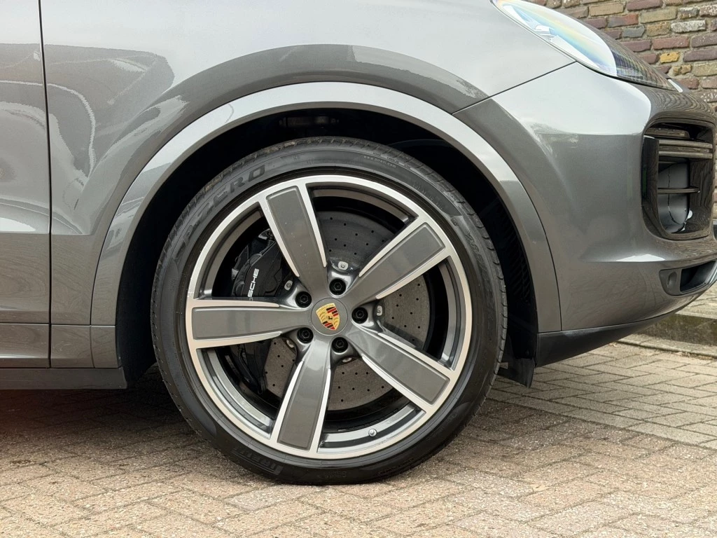 Hoofdafbeelding Porsche Cayenne