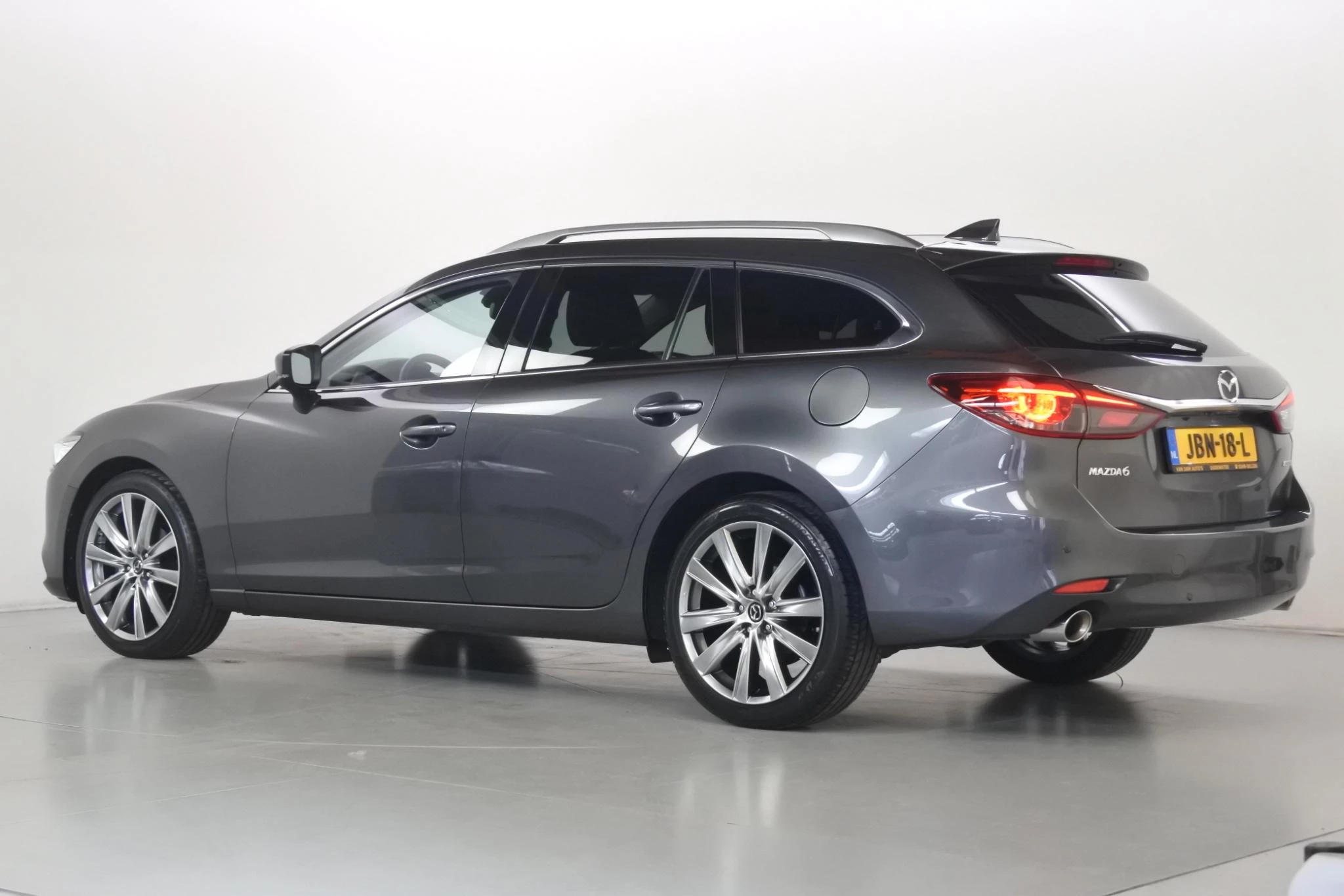 Hoofdafbeelding Mazda 6