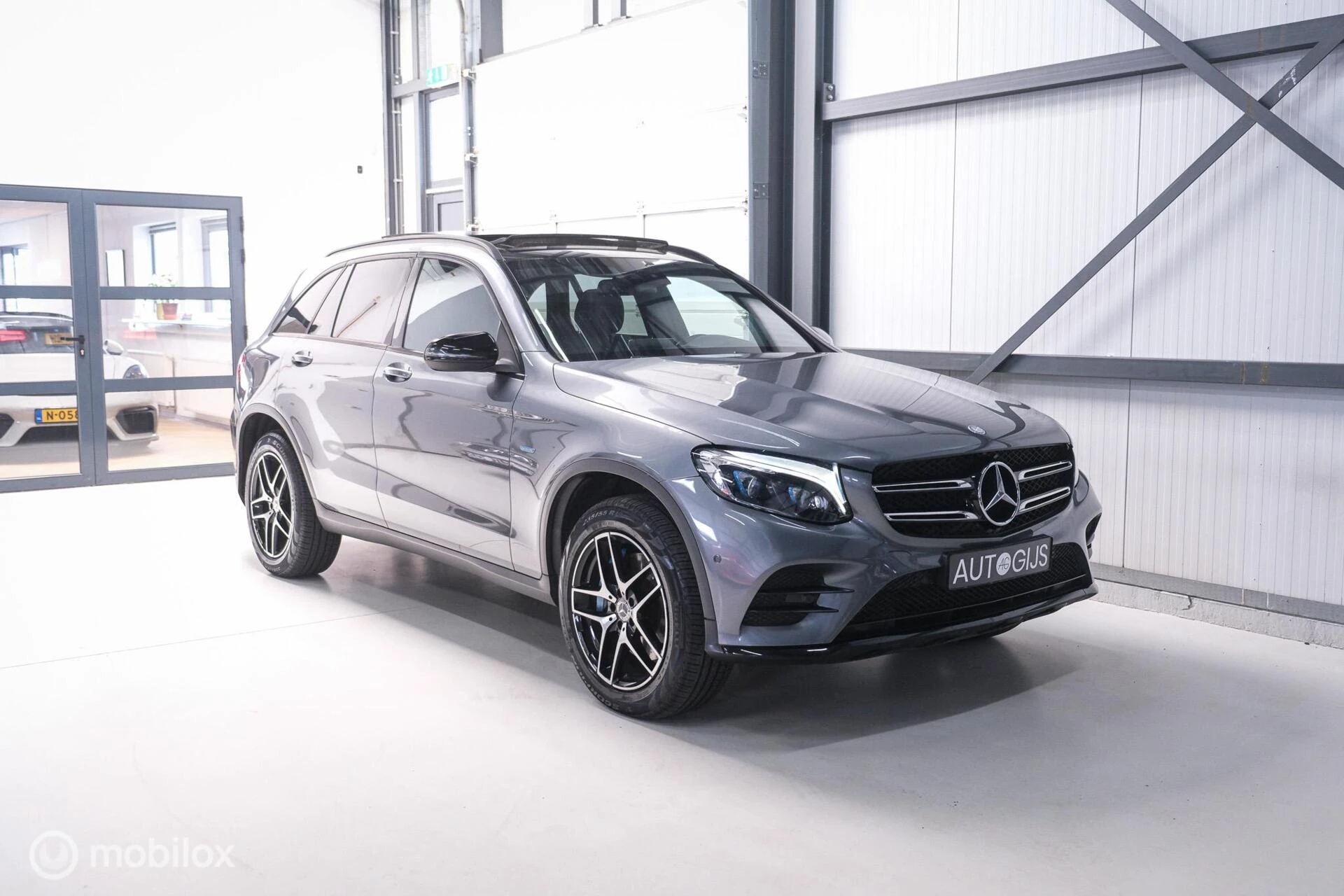 Hoofdafbeelding Mercedes-Benz GLC