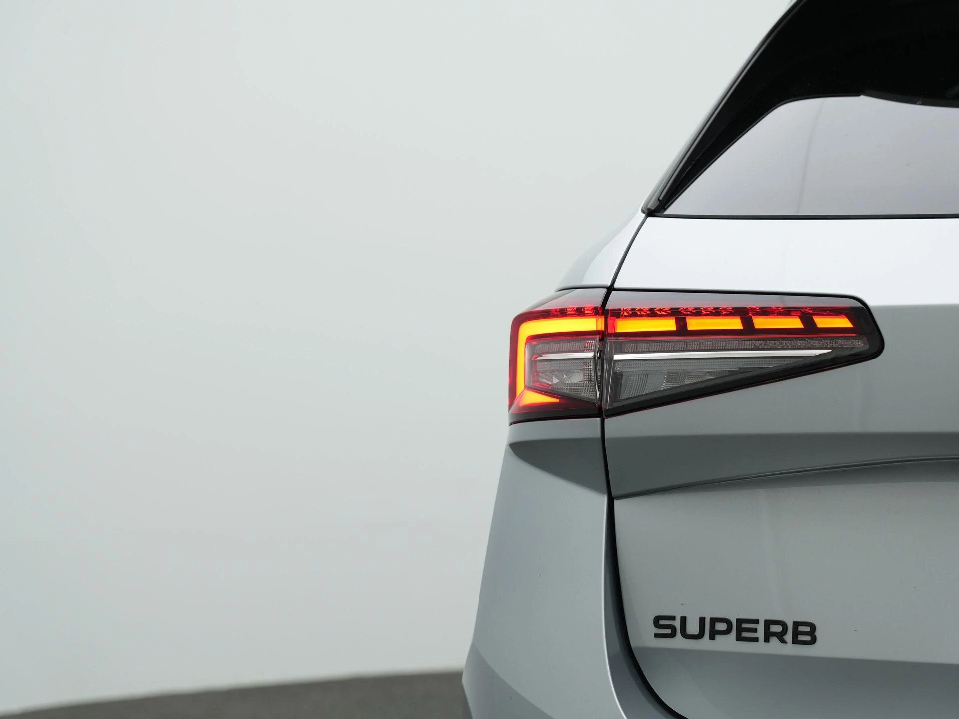 Hoofdafbeelding Škoda Superb