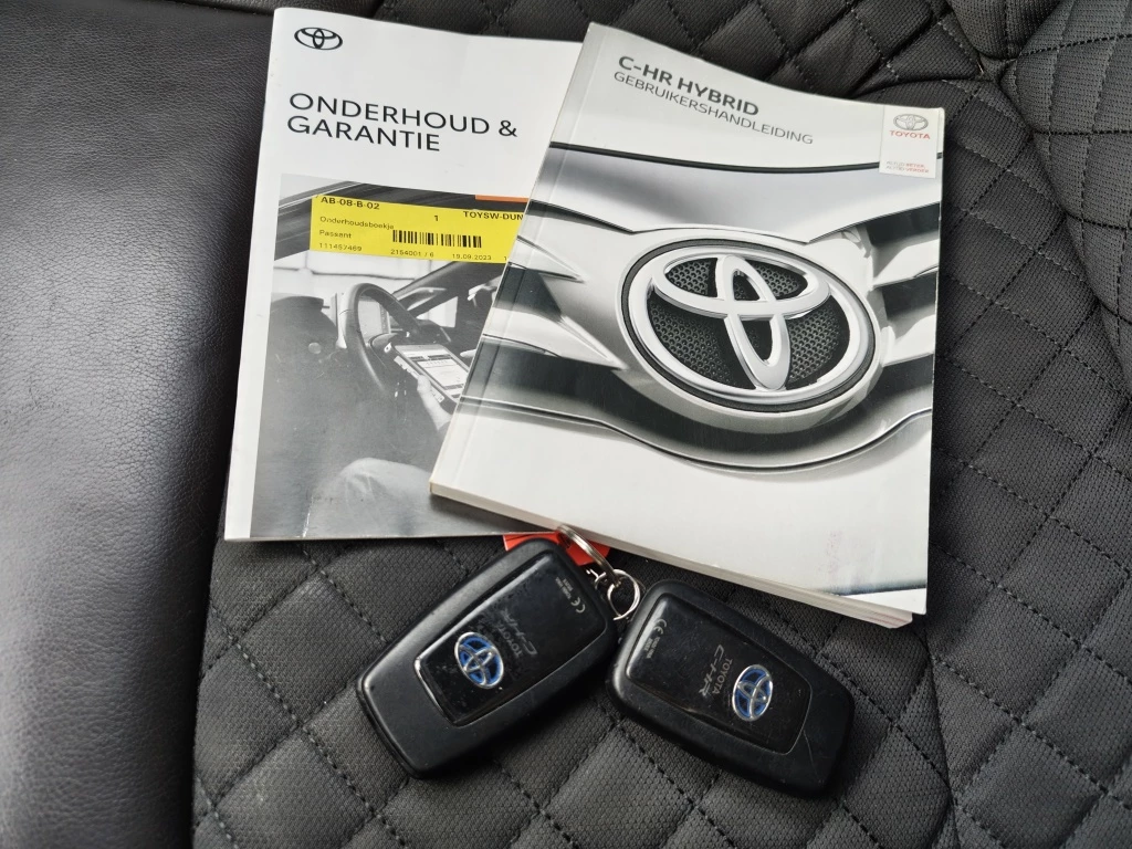 Hoofdafbeelding Toyota C-HR