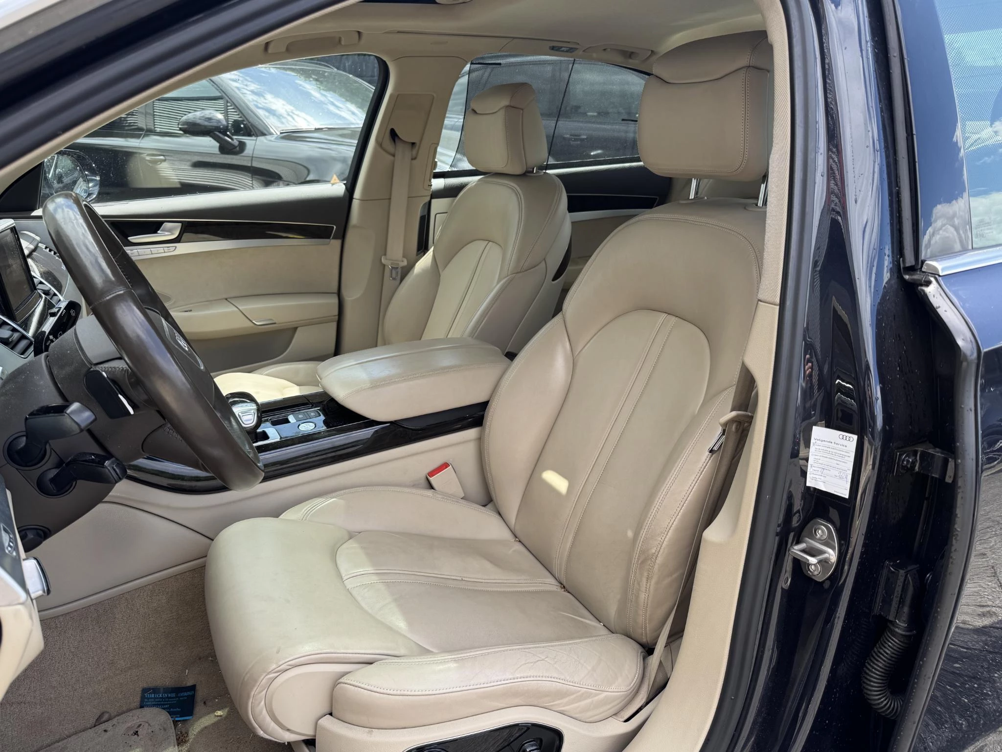 Hoofdafbeelding Audi A8