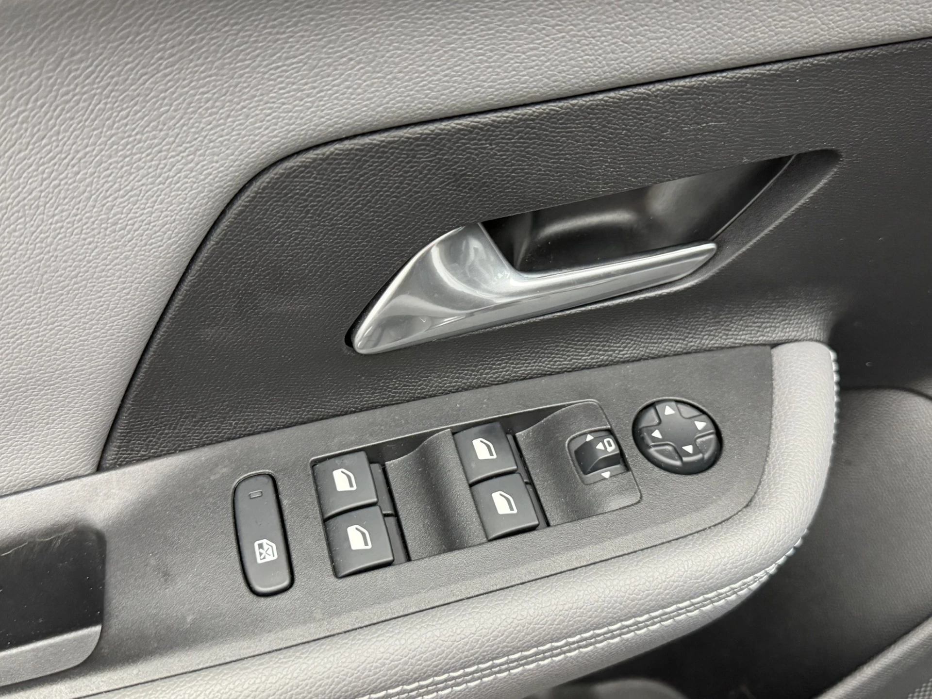 Hoofdafbeelding Opel Mokka-e