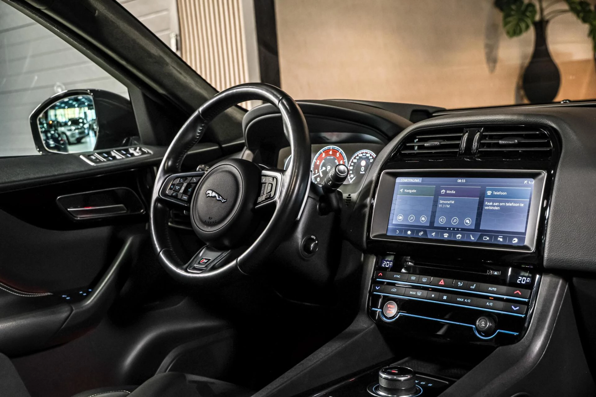 Hoofdafbeelding Jaguar F-PACE