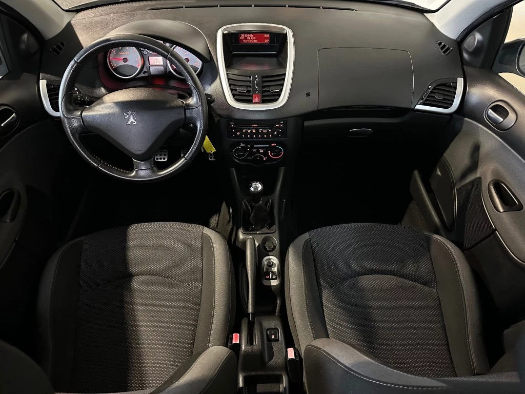 Hoofdafbeelding Peugeot 206