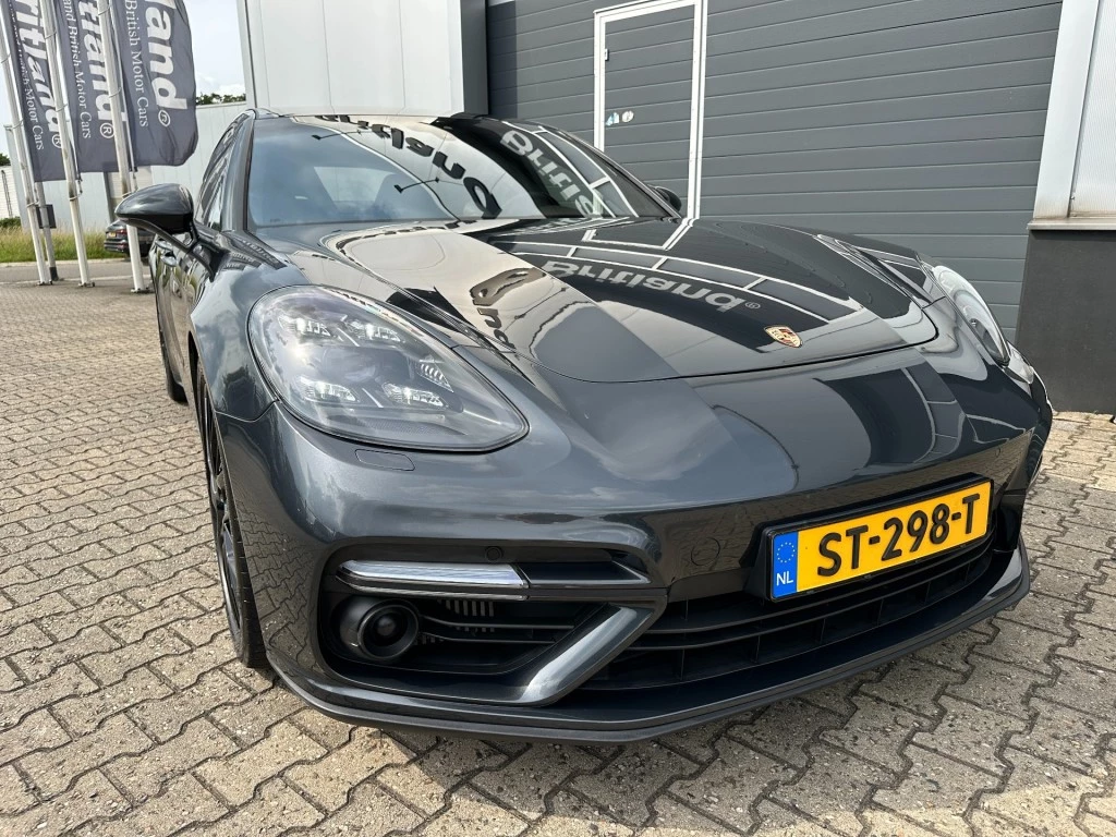 Hoofdafbeelding Porsche Panamera