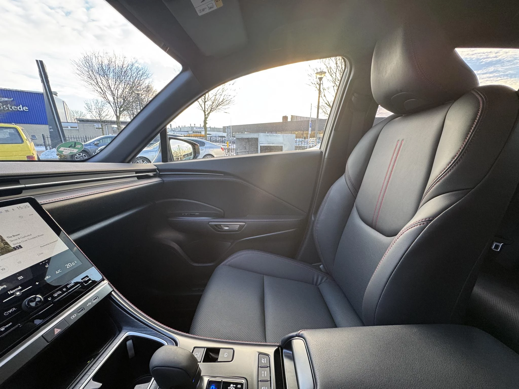 Hoofdafbeelding Lexus LBX