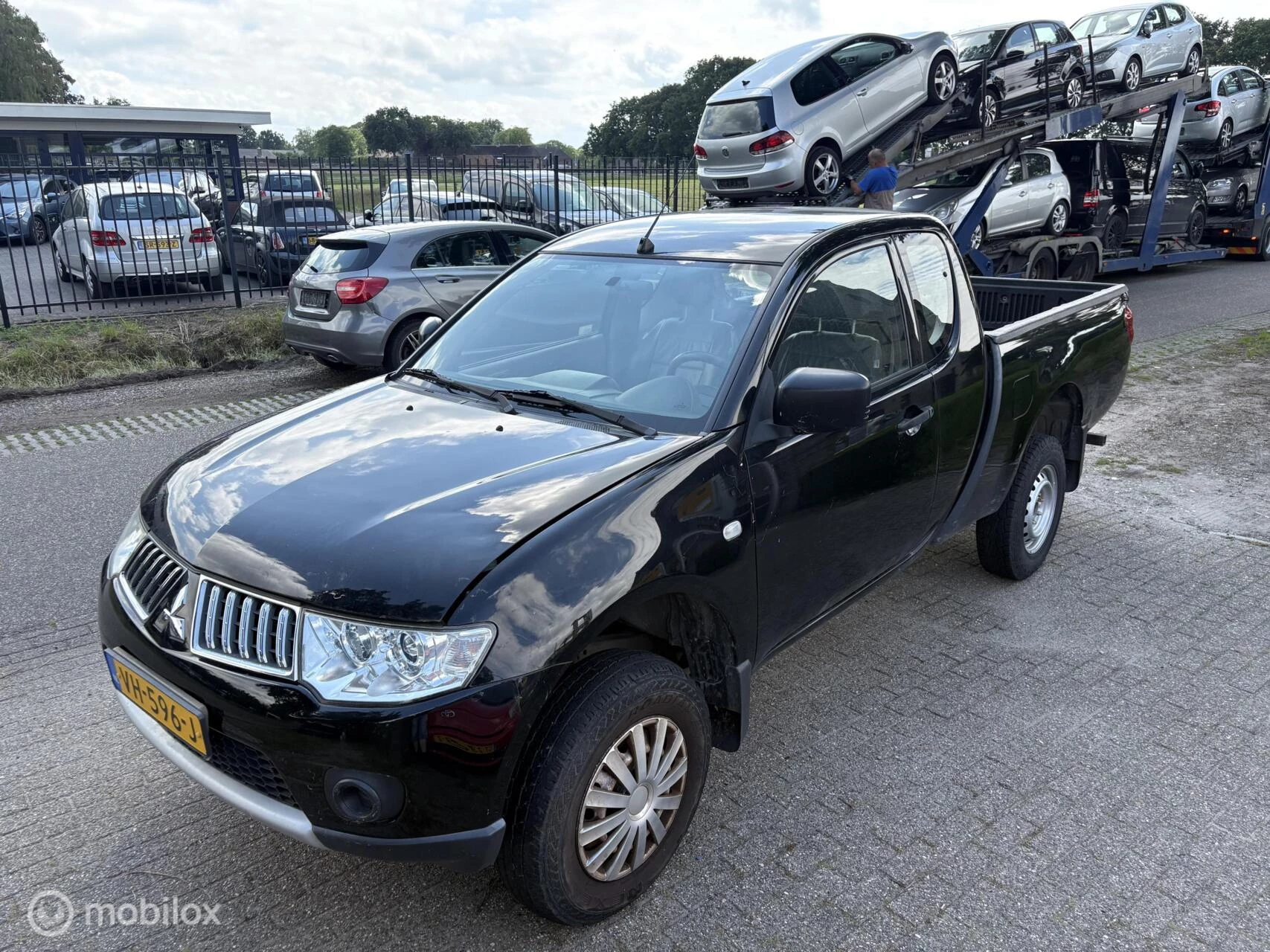 Hoofdafbeelding Mitsubishi L200