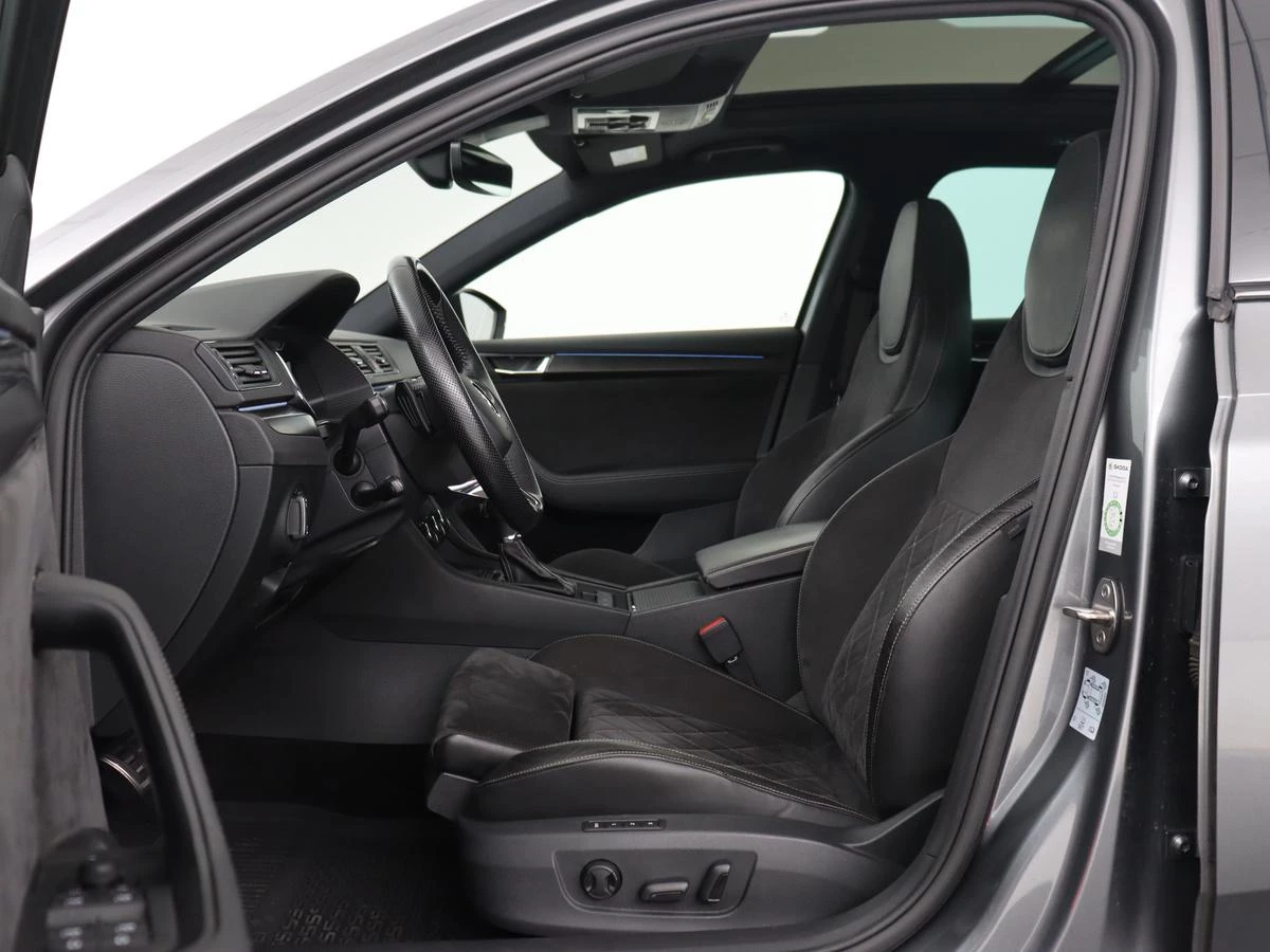 Hoofdafbeelding Škoda Superb