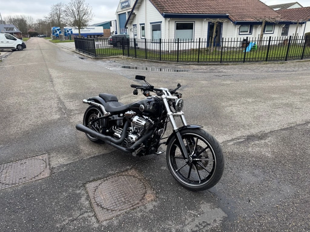 Hoofdafbeelding Harley-Davidson Breakout