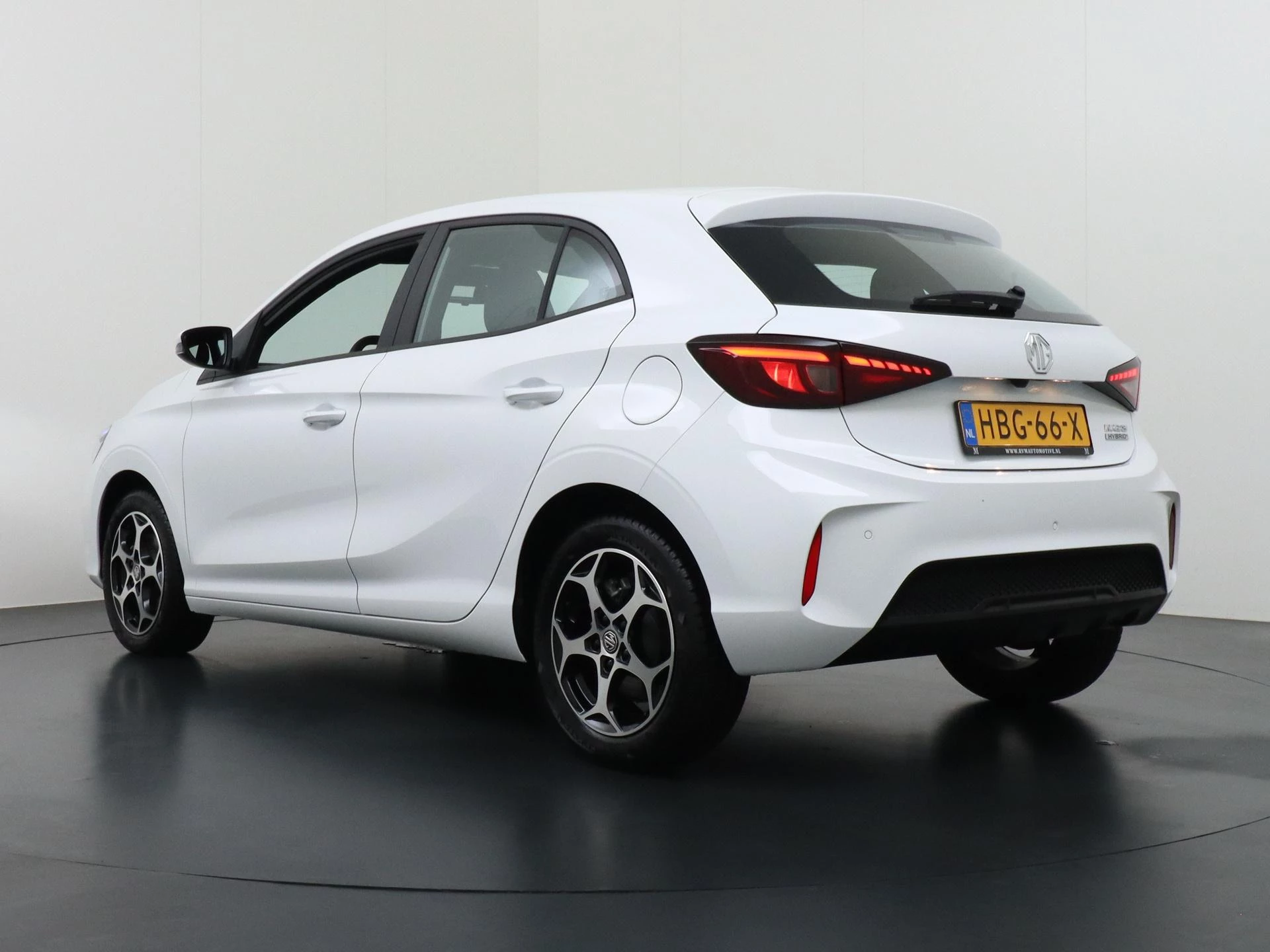 Hoofdafbeelding MG 3