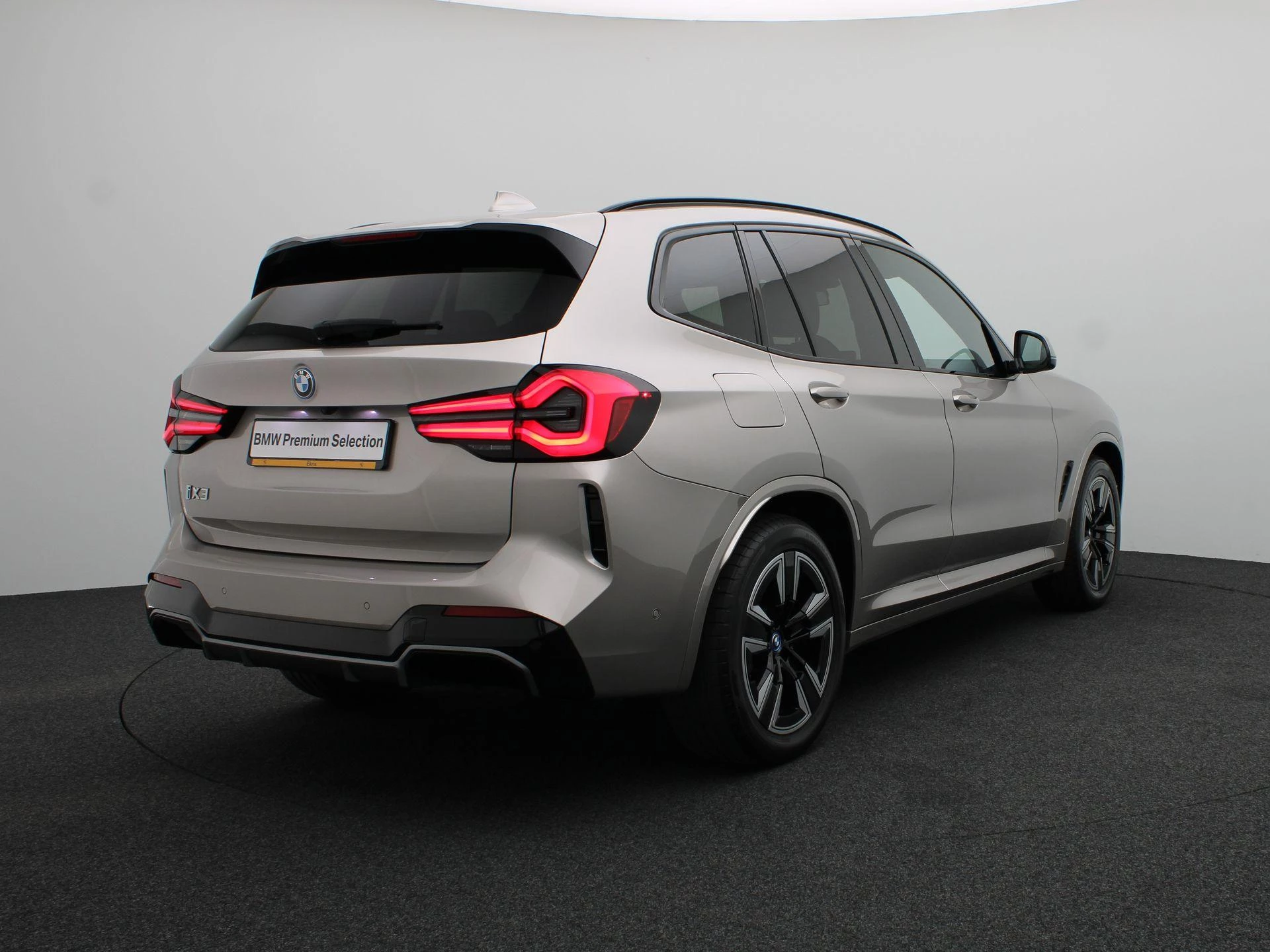 Hoofdafbeelding BMW iX3