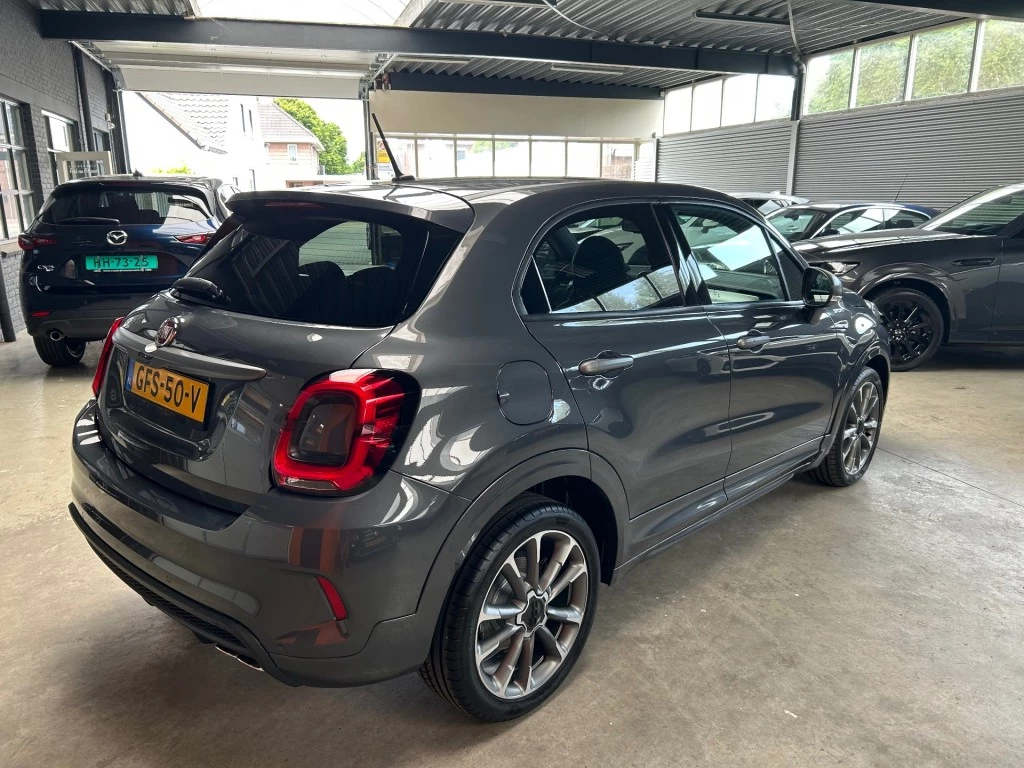 Hoofdafbeelding Fiat 500X