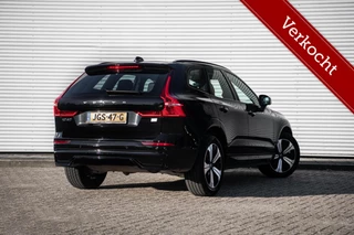 Volvo XC60 2.0 T6 Plug-in hybrid AWD Plus Dark | Panodak | Camera | Leder | ACC | 19 inch |