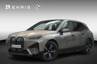 BMW iX M60 xDrive  High Executive | Trekhaak / Parking Assistant Professional / Harman Kardon / Panoramdak Sky Lounge
