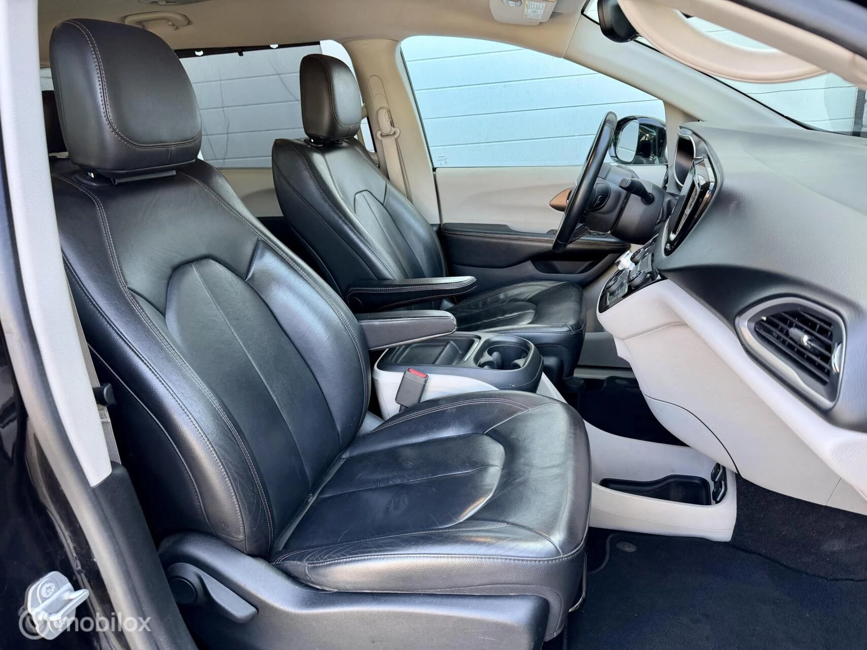 Hoofdafbeelding Chrysler Pacifica