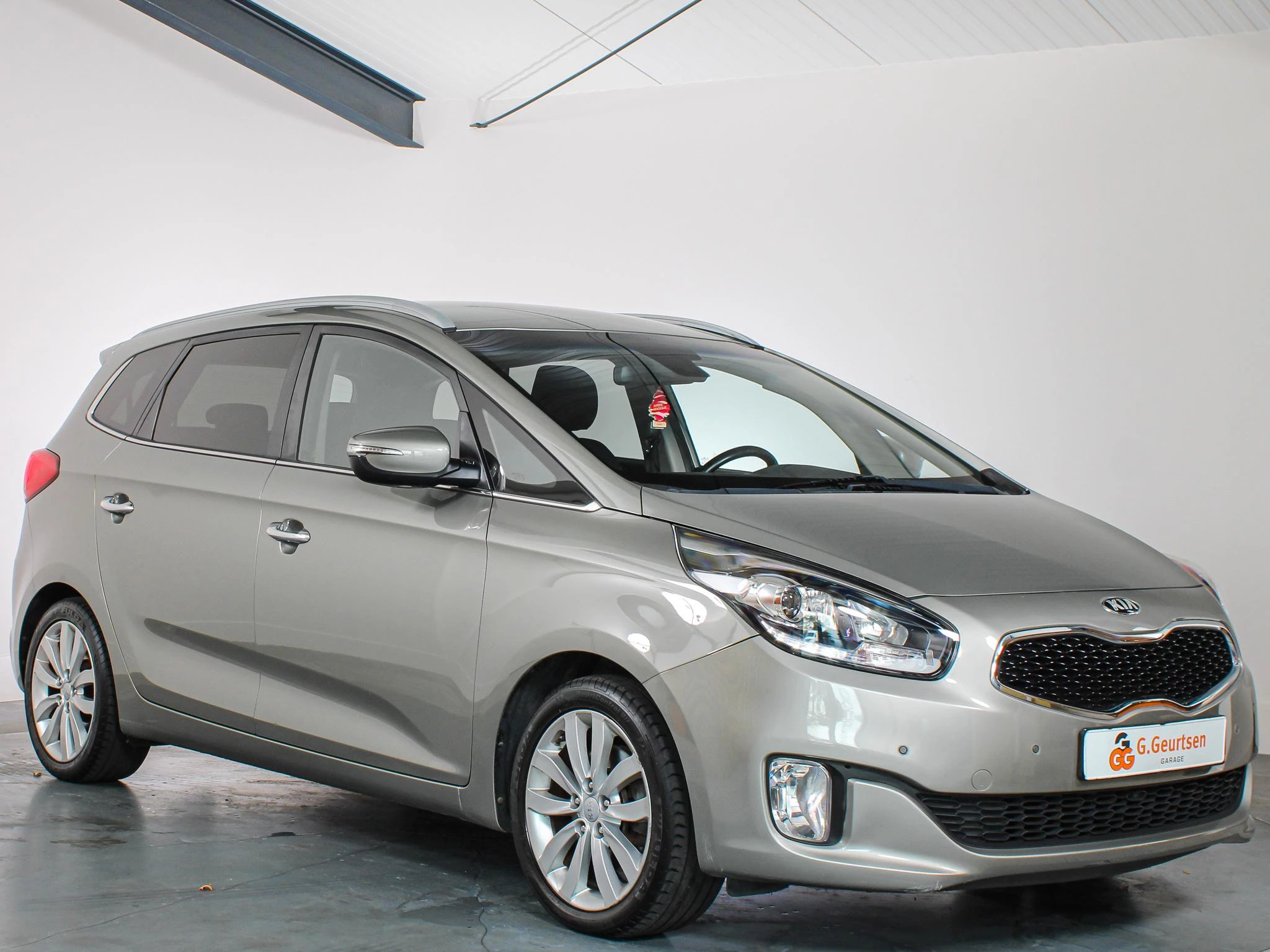 Hoofdafbeelding Kia Carens