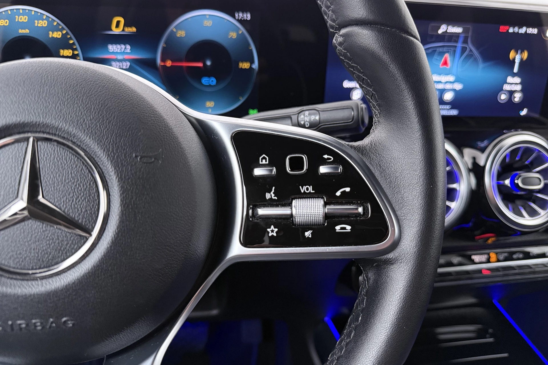 Hoofdafbeelding Mercedes-Benz EQB