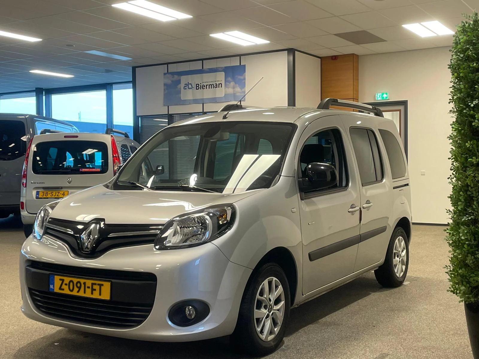 Hoofdafbeelding Renault Kangoo