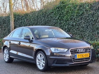 Hoofdafbeelding Audi A3 Audi A3 Limousine 1.4 TFSI CoD Ambiente Pro Line Plus Automaat NAP NL NEW APK/ Rijklaar 1.4 TFSI CoD Ambiente Pro Line Plus