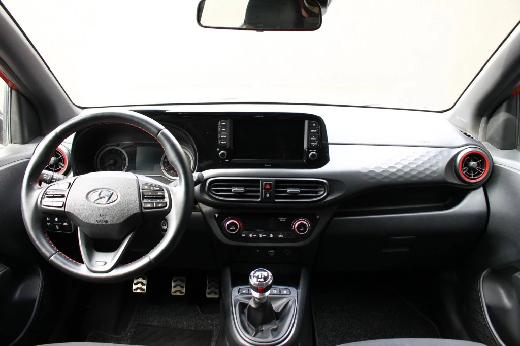 Hoofdafbeelding Hyundai i10