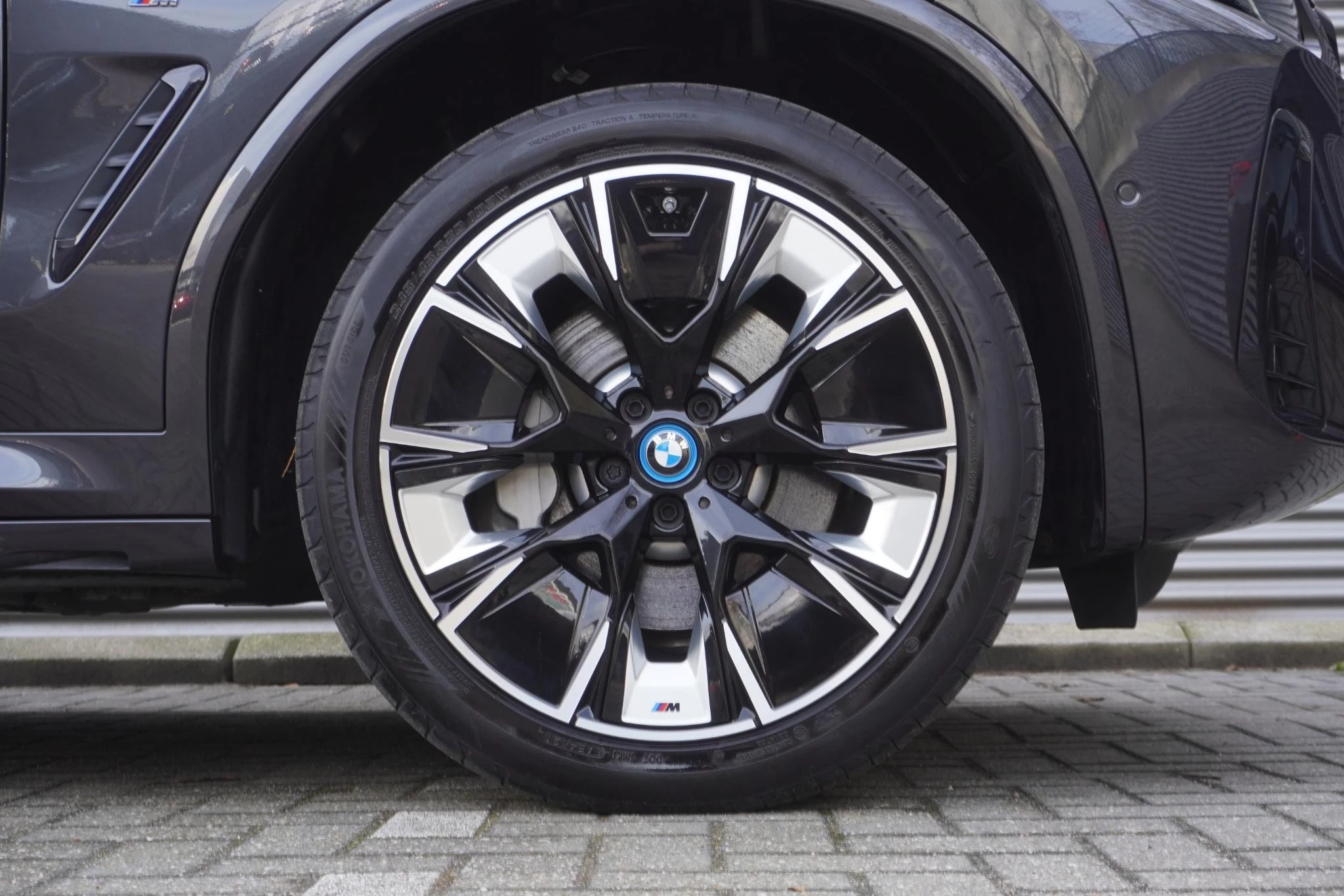 Hoofdafbeelding BMW iX3