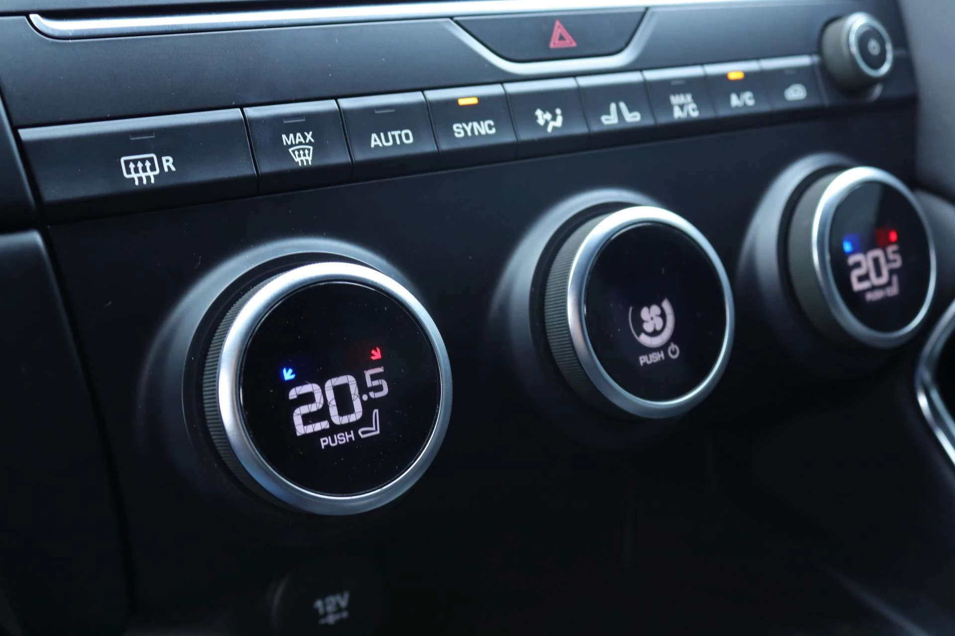 Hoofdafbeelding Jaguar E-PACE