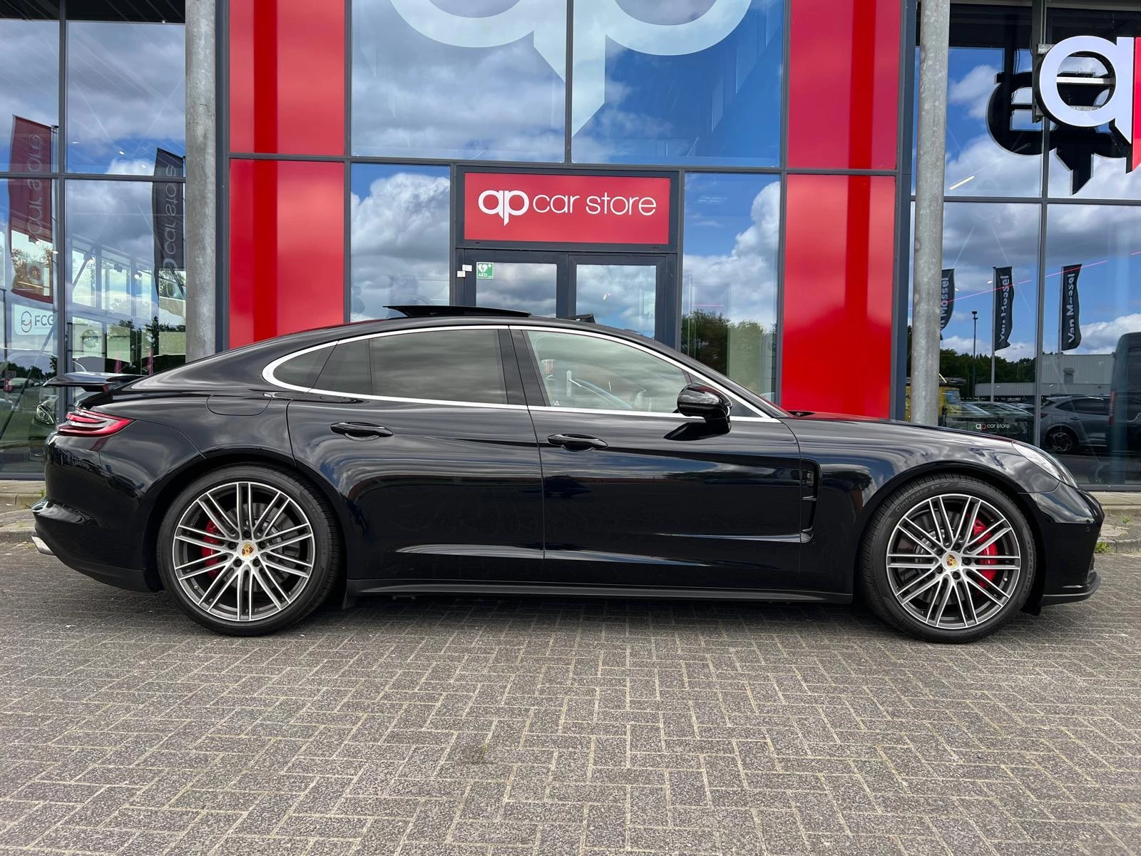 Hoofdafbeelding Porsche Panamera