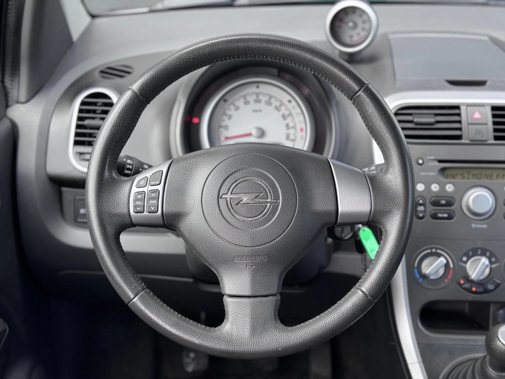 Hoofdafbeelding Opel Agila