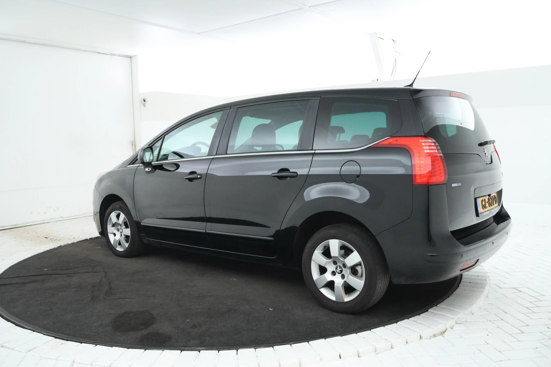 Hoofdafbeelding Peugeot 5008