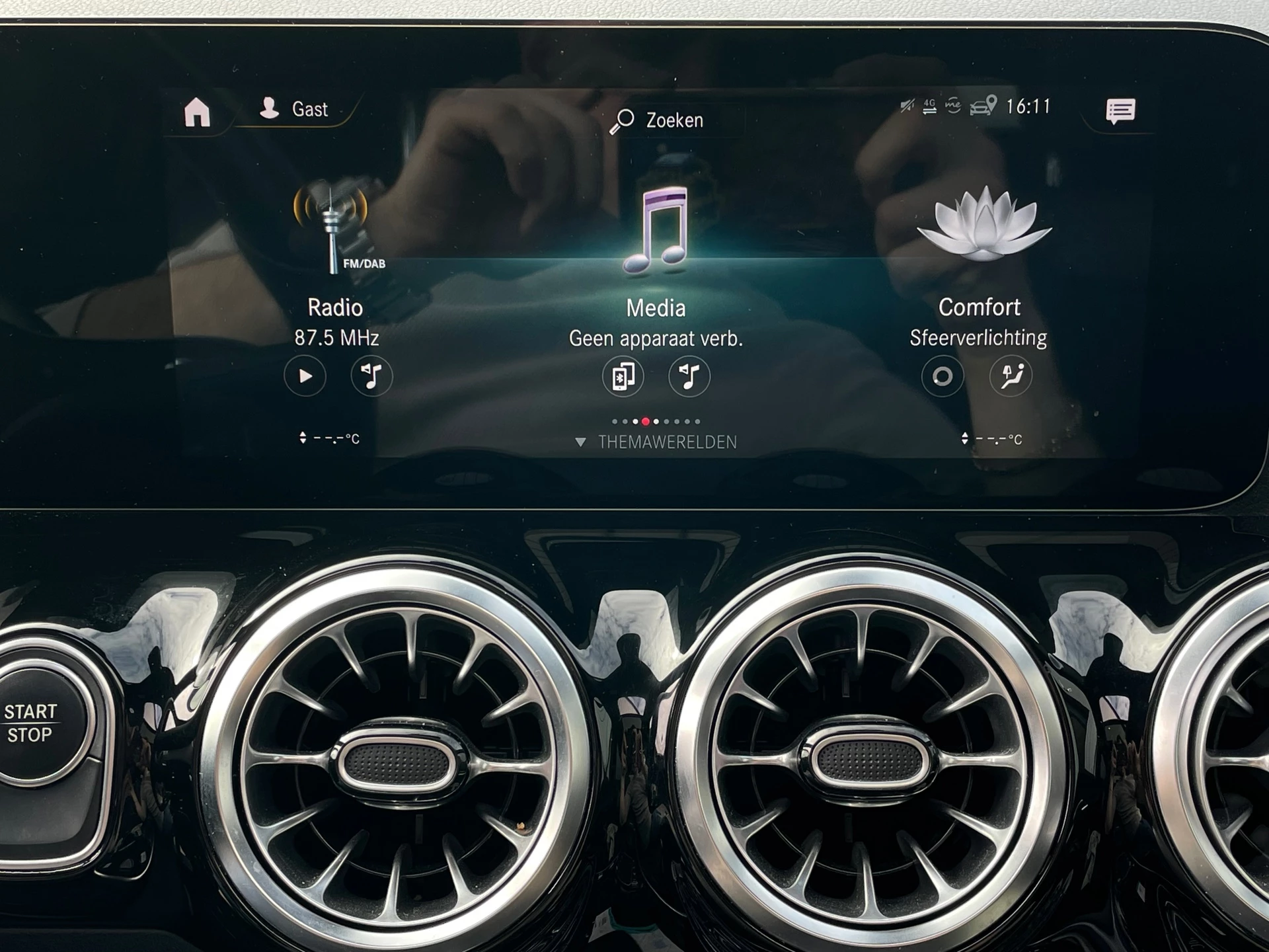 Hoofdafbeelding Mercedes-Benz EQA