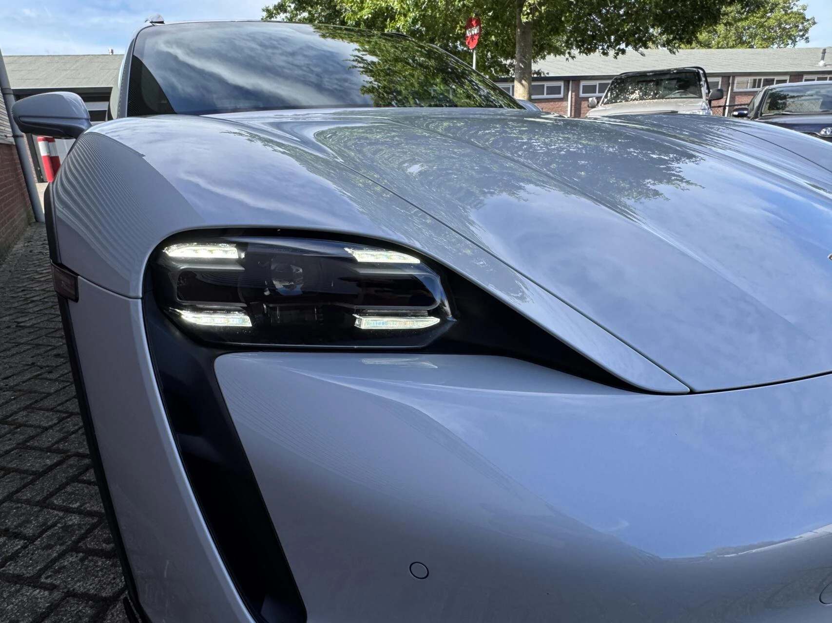 Hoofdafbeelding Porsche Taycan
