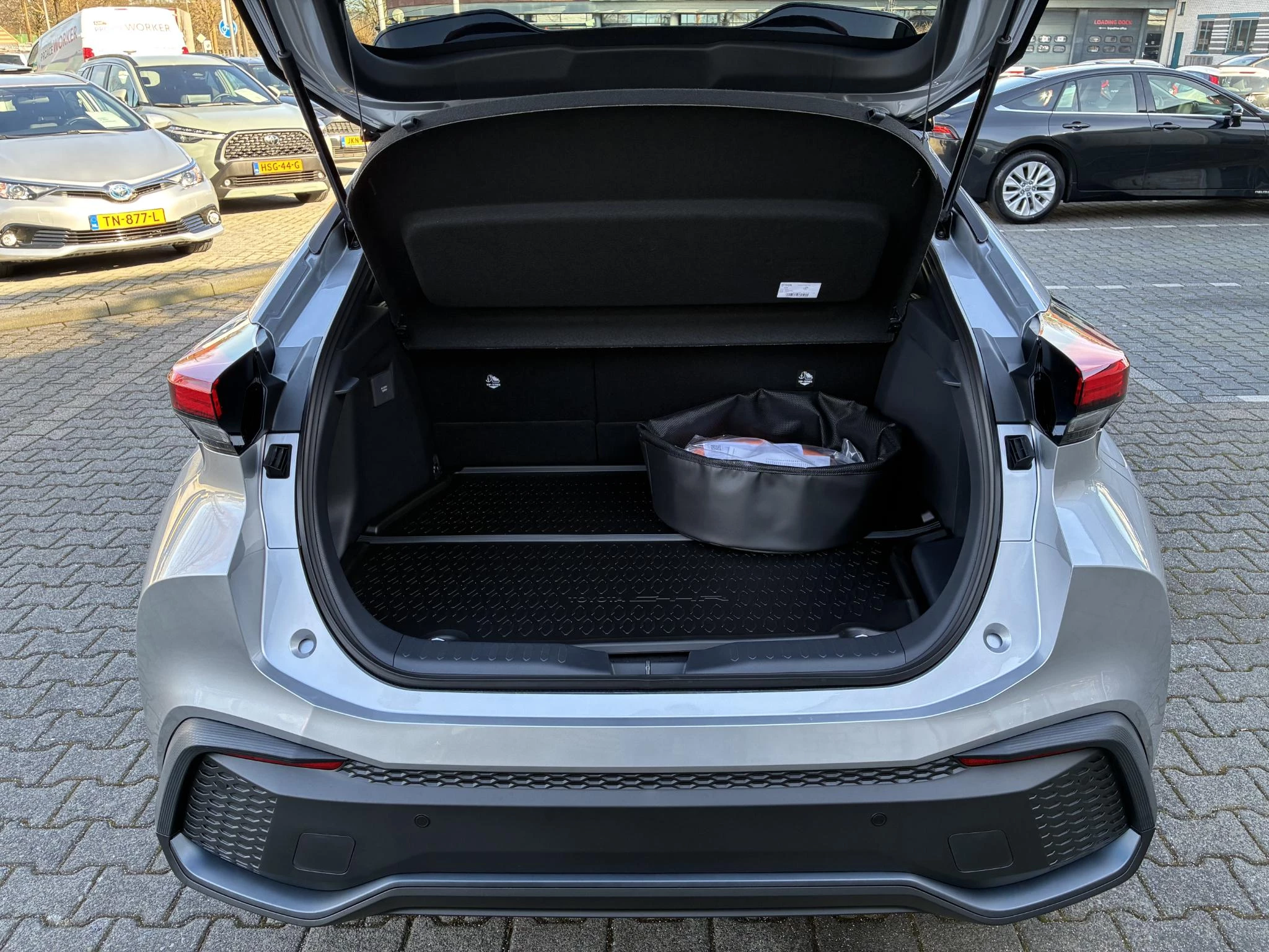 Hoofdafbeelding Toyota C-HR