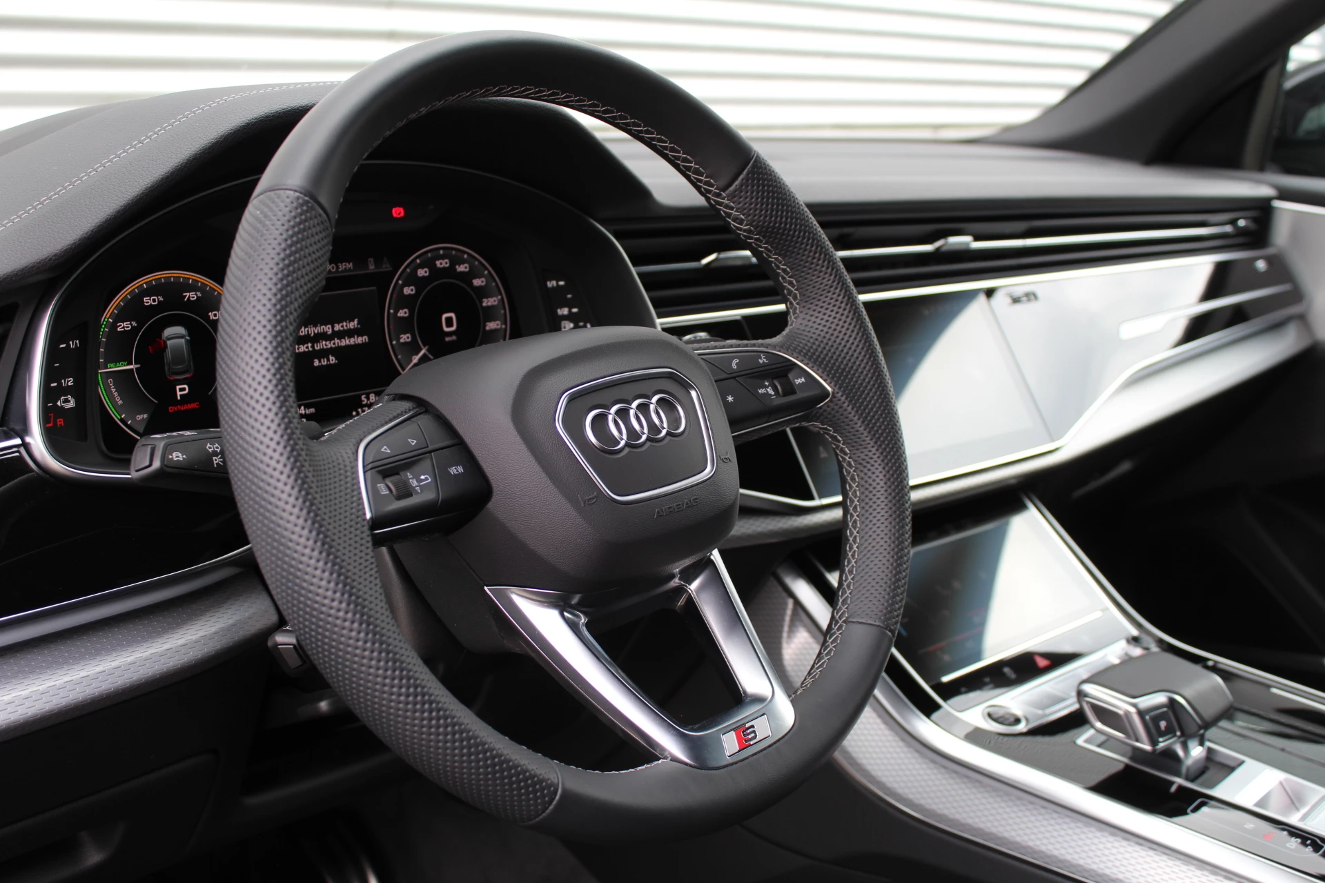 Hoofdafbeelding Audi Q8