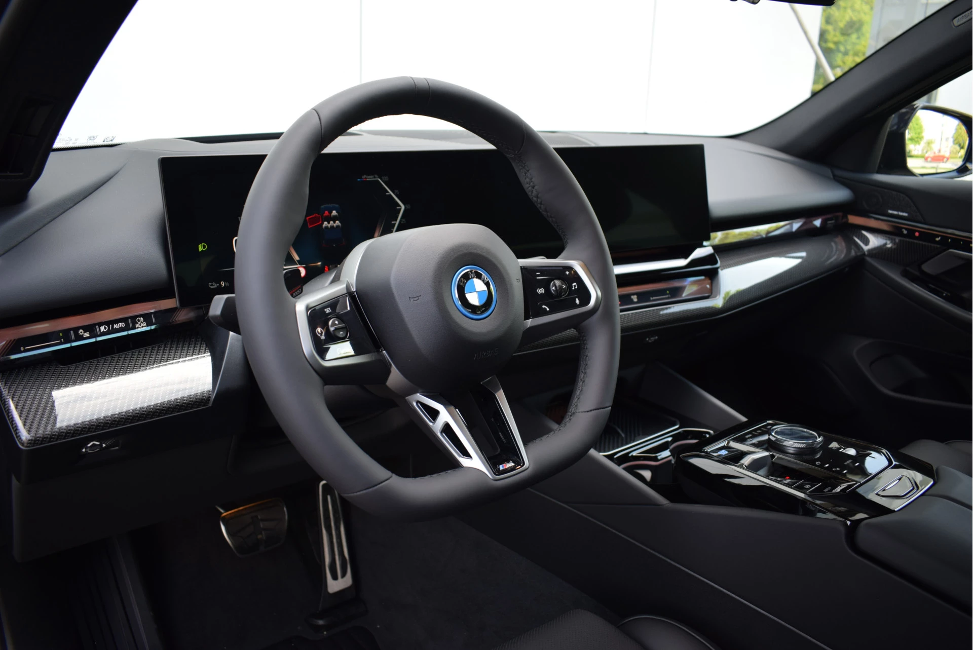Hoofdafbeelding BMW i5