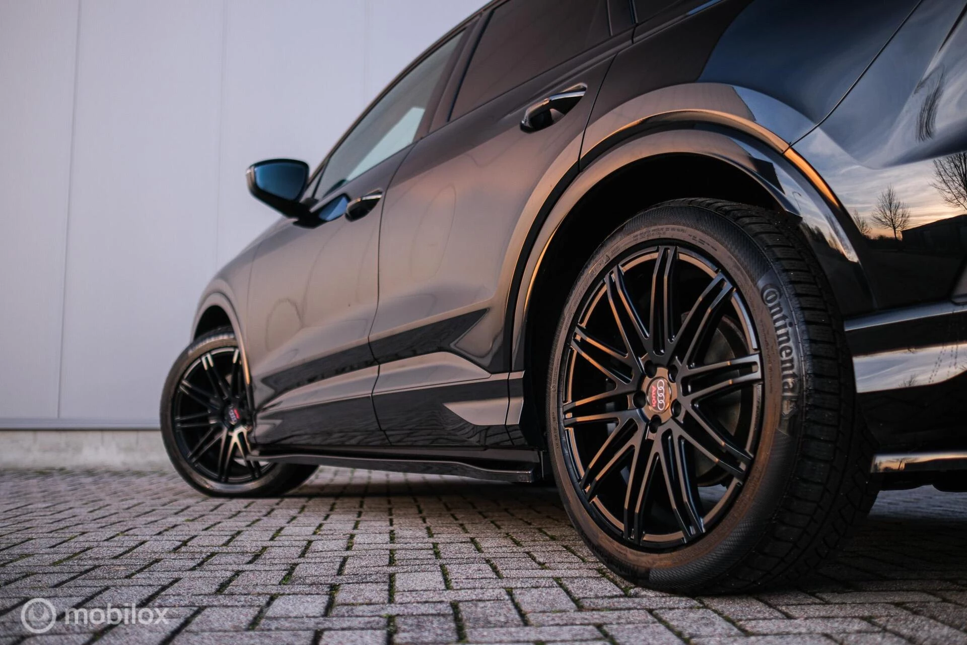 Hoofdafbeelding Audi Q4 e-tron