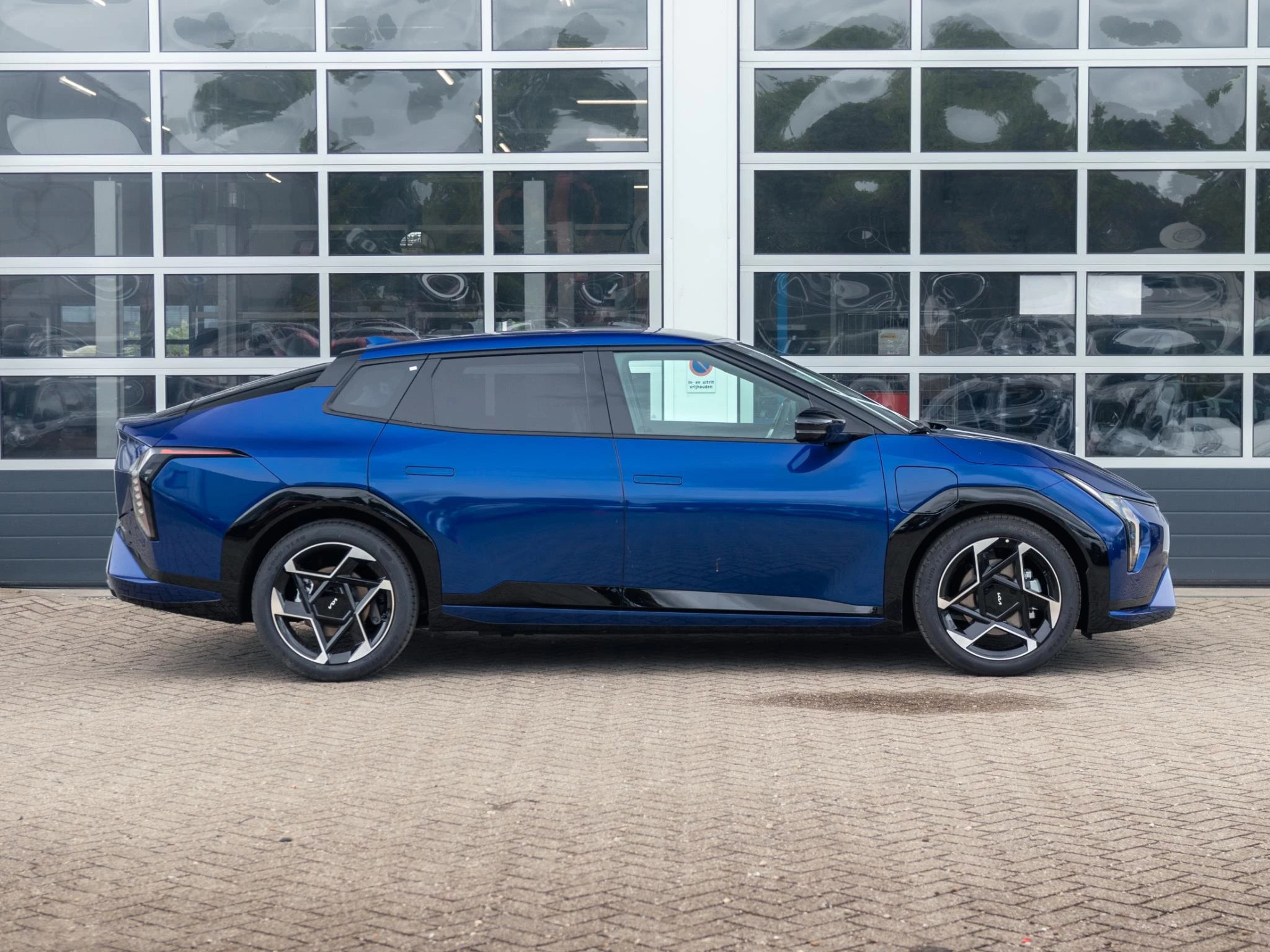 Hoofdafbeelding Kia EV4