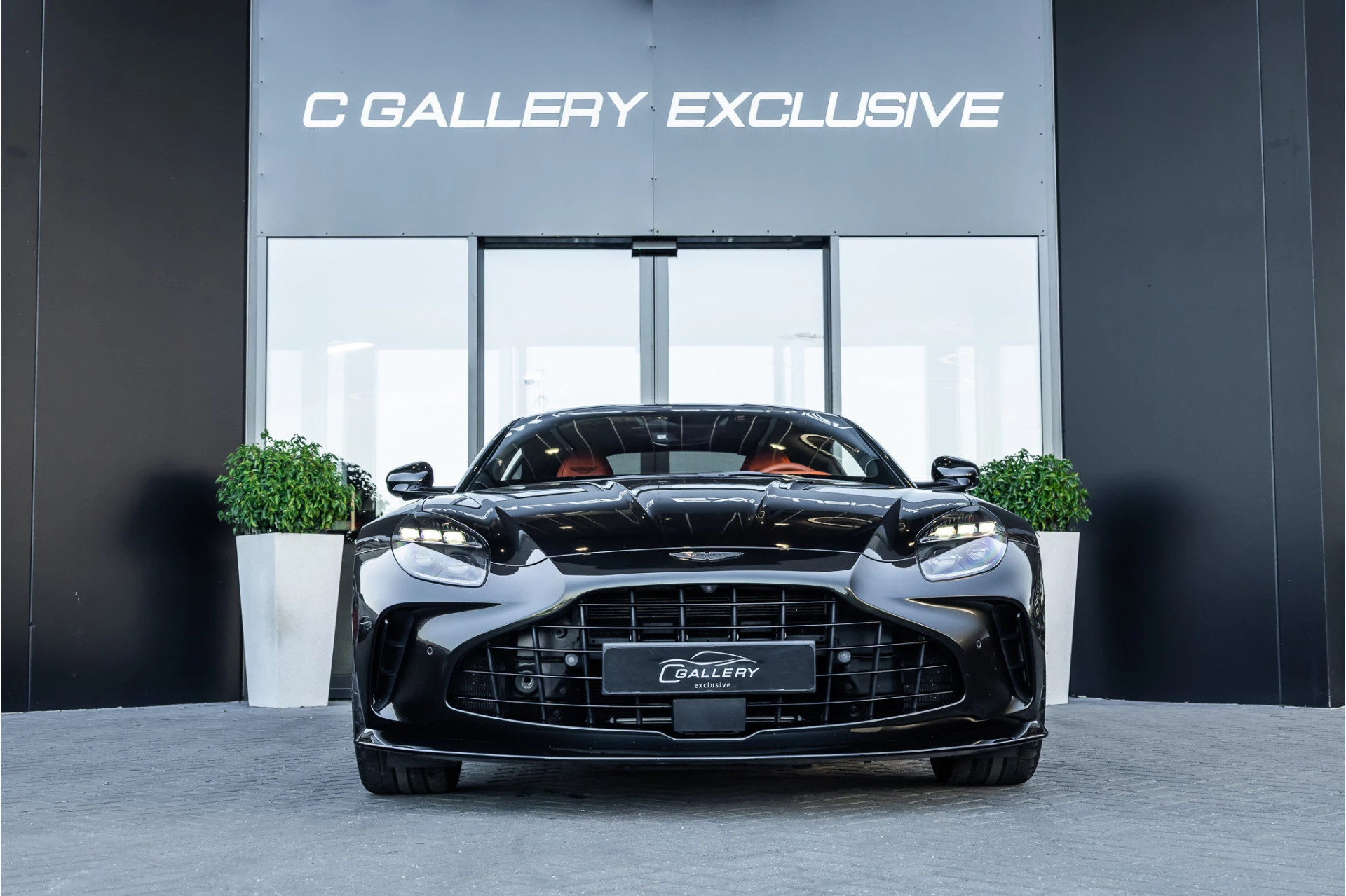 Hoofdafbeelding Aston Martin V8 Vantage