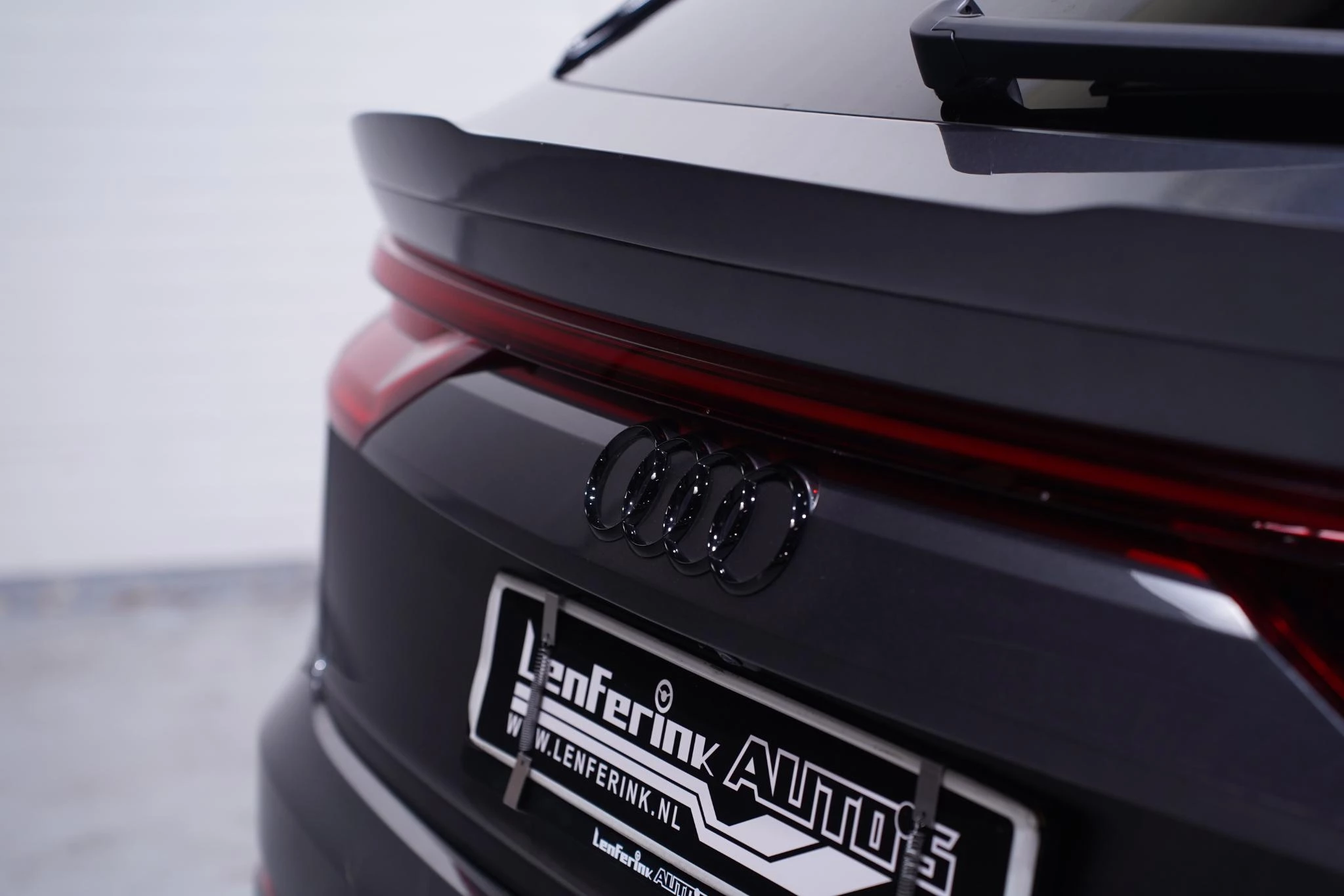 Hoofdafbeelding Audi Q8