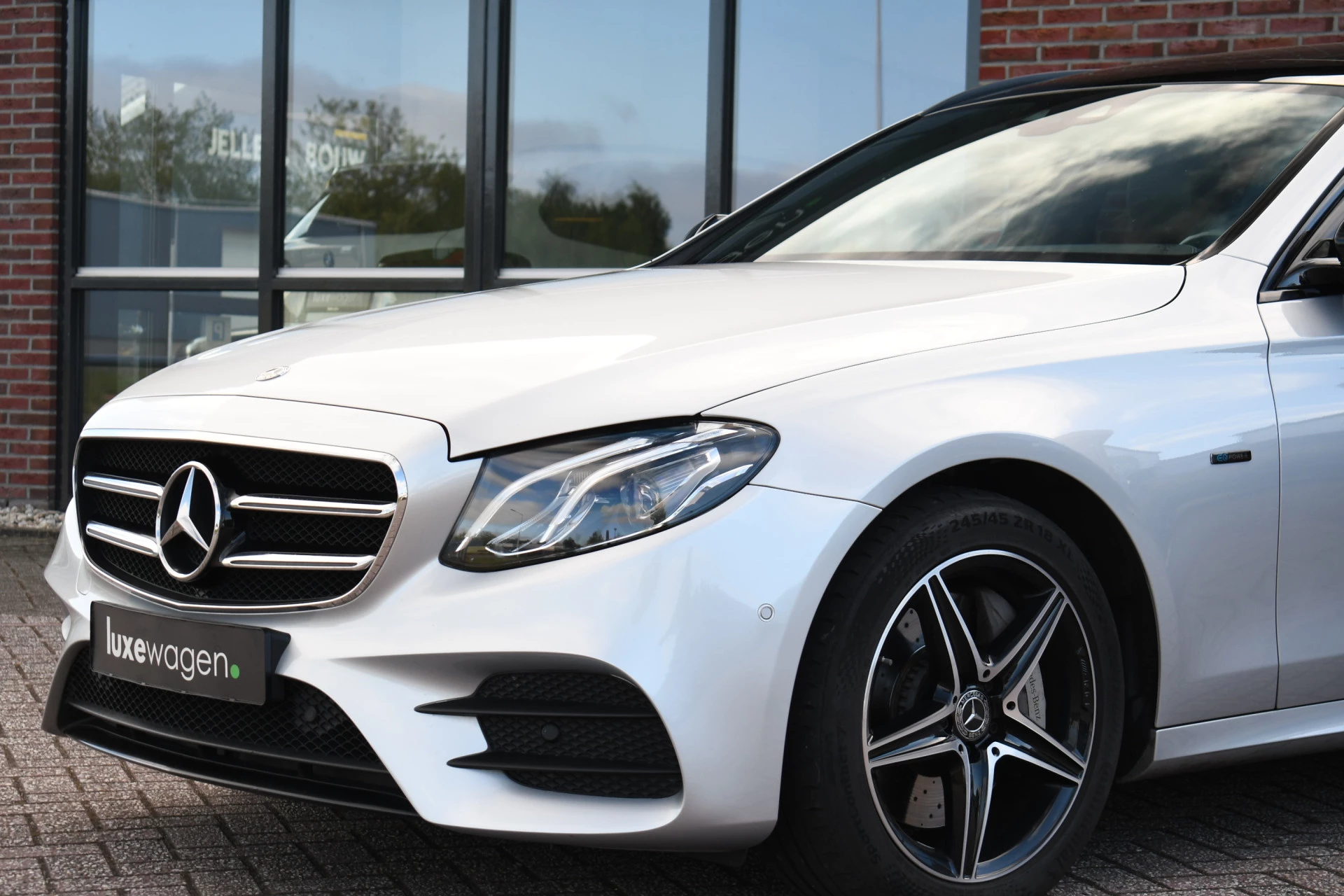 Hoofdafbeelding Mercedes-Benz E-Klasse