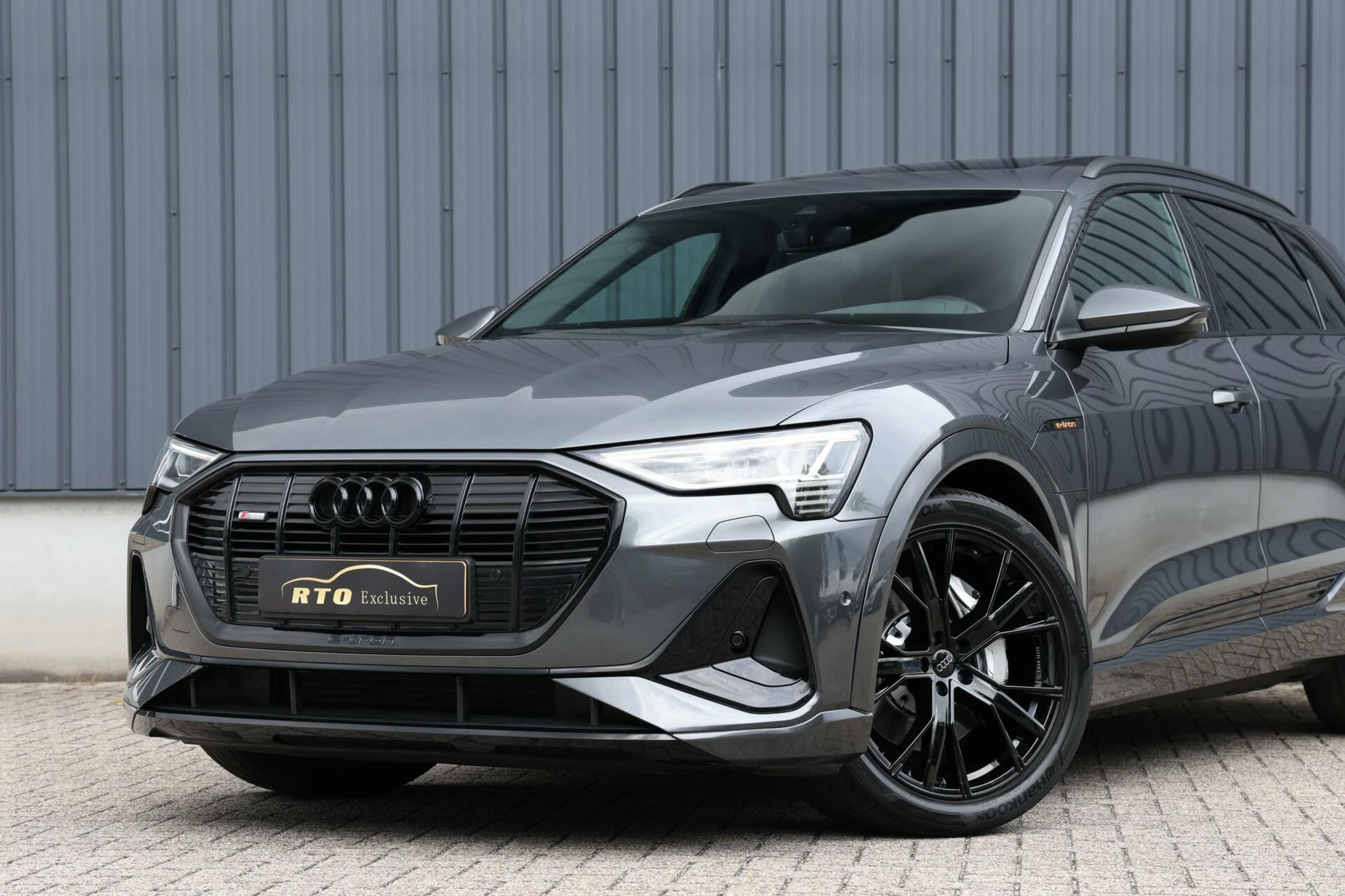 Hoofdafbeelding Audi e-tron