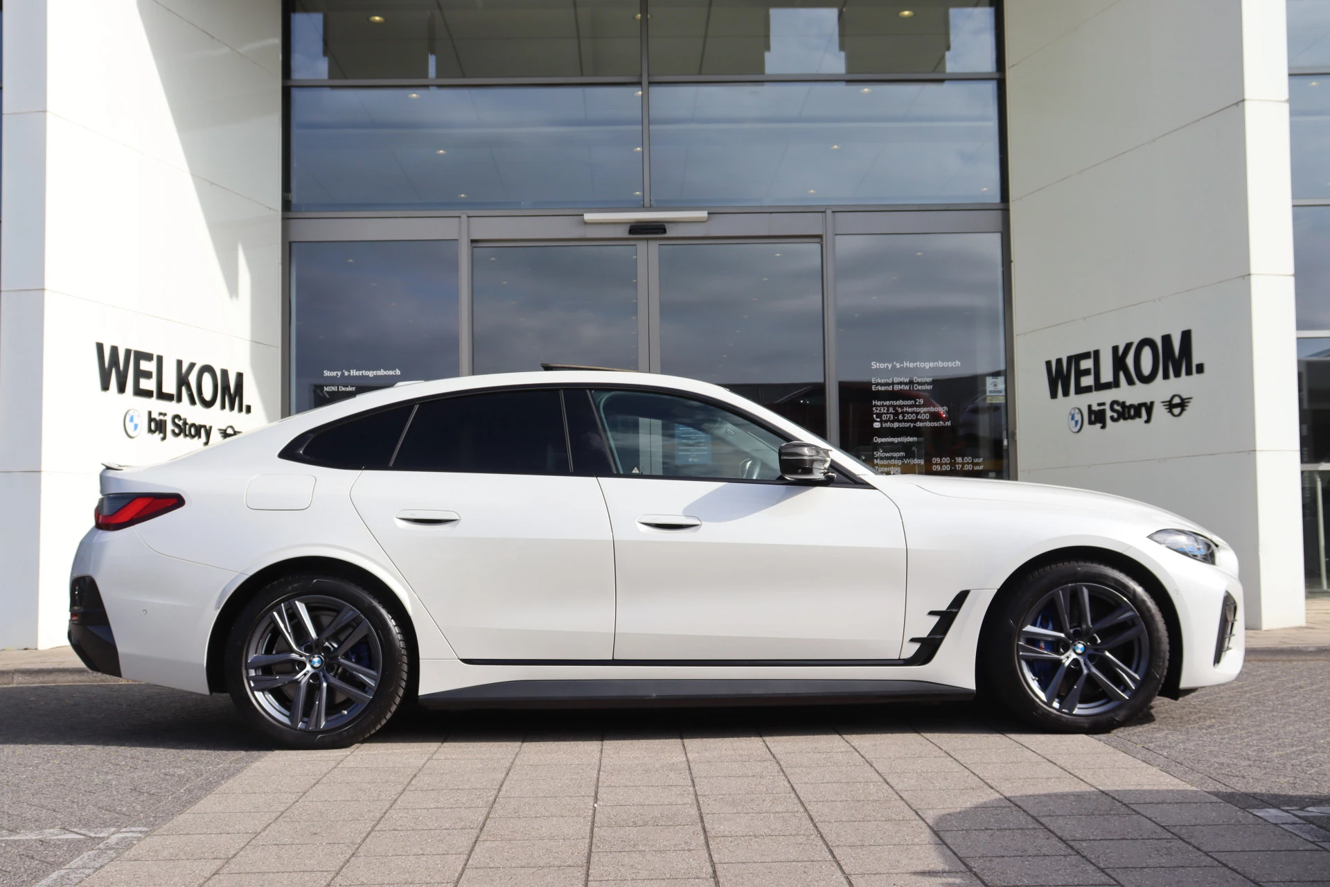 Hoofdafbeelding BMW i4