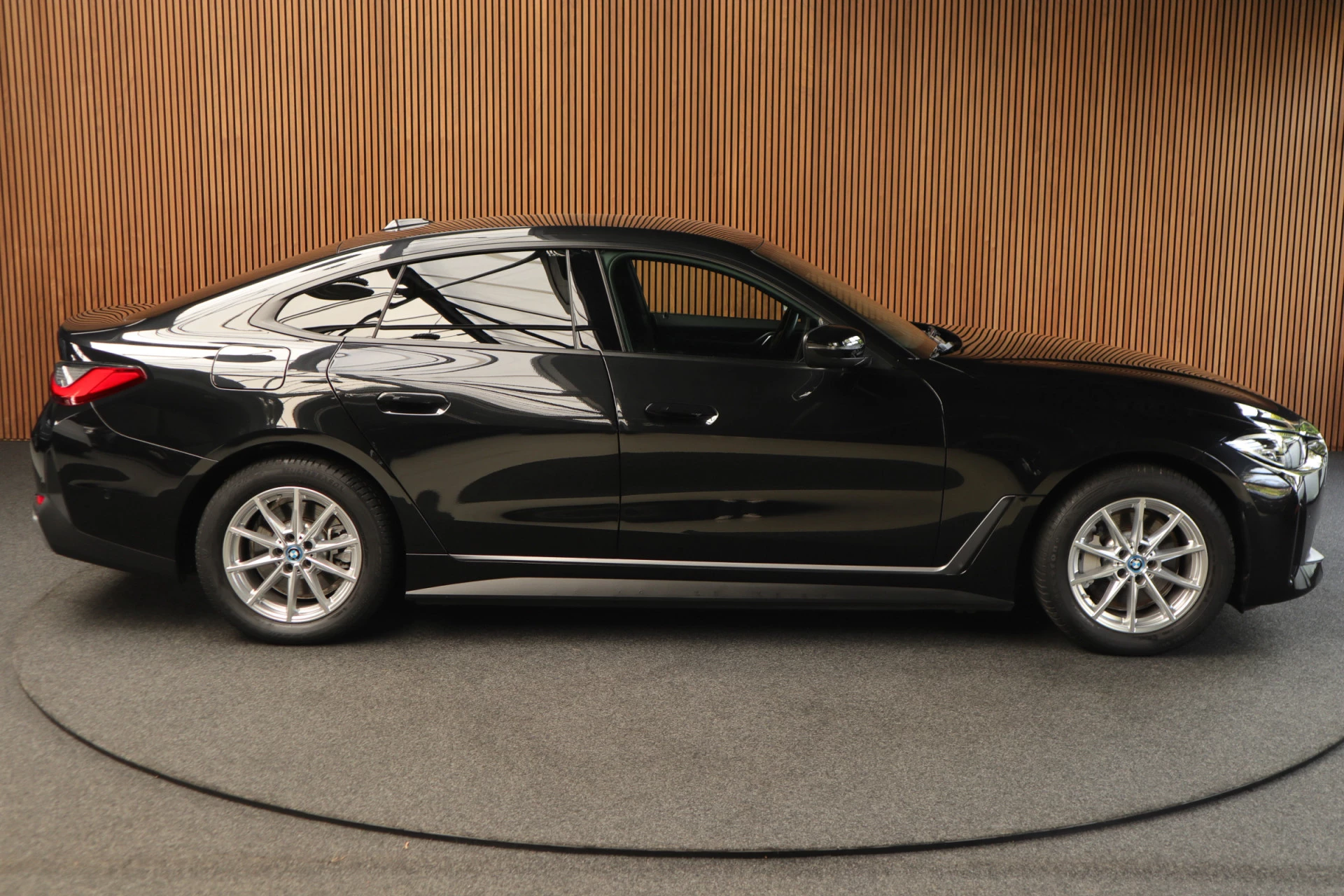 Hoofdafbeelding BMW i4