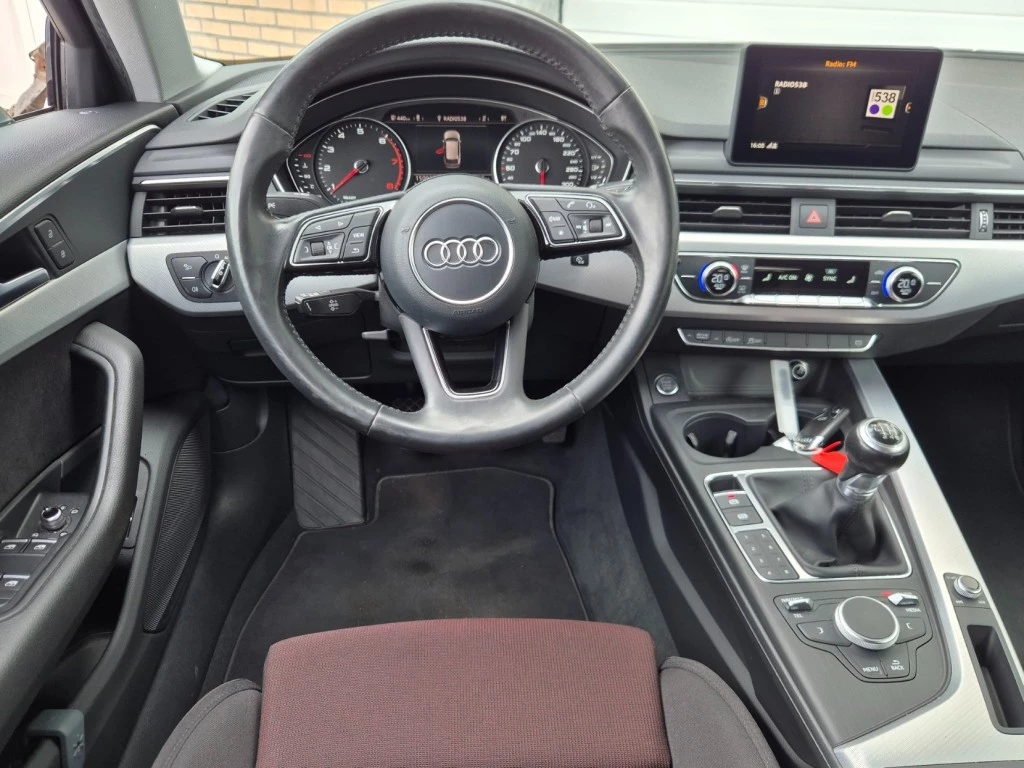 Hoofdafbeelding Audi A4