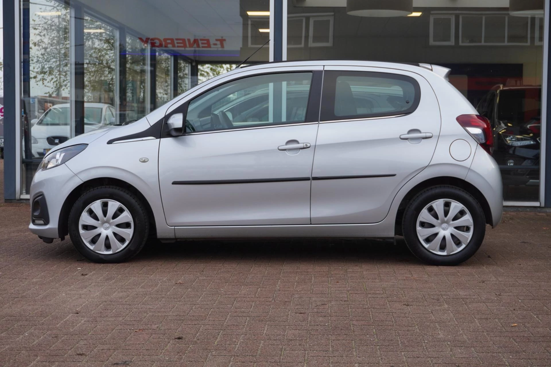 Hoofdafbeelding Peugeot 108